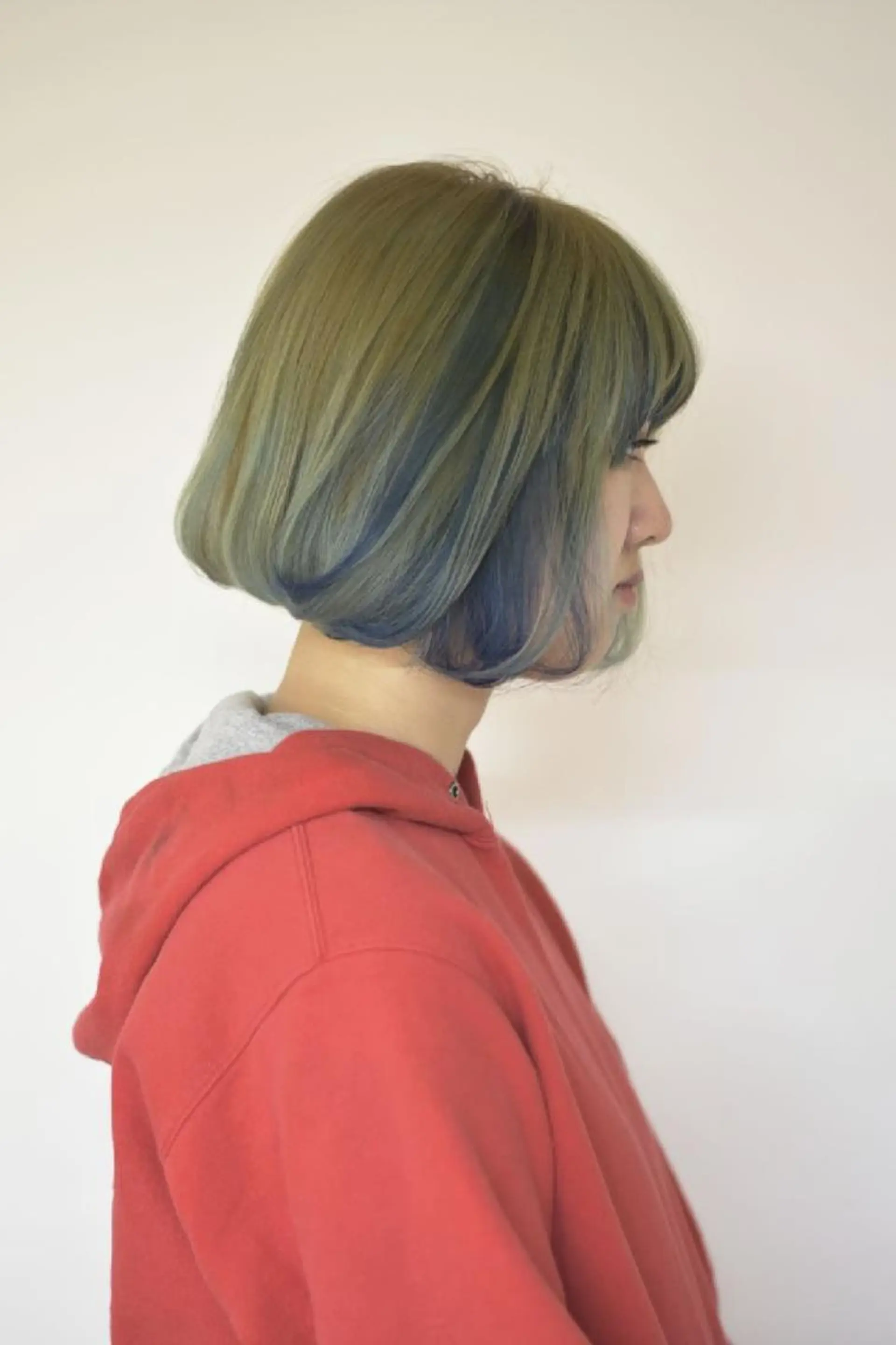 ショート カラー ベージュカラー ブルーカラー イエローカラー 原田 祥彰のヘアスタイル