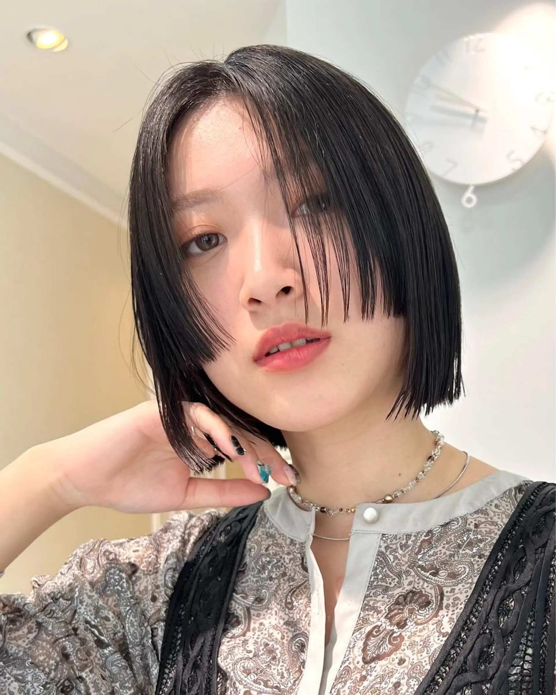 ショート カラー ヘアアレンジ ✨まとまるボブ/ 切りっぱなし/ユキナのヘアスタイル