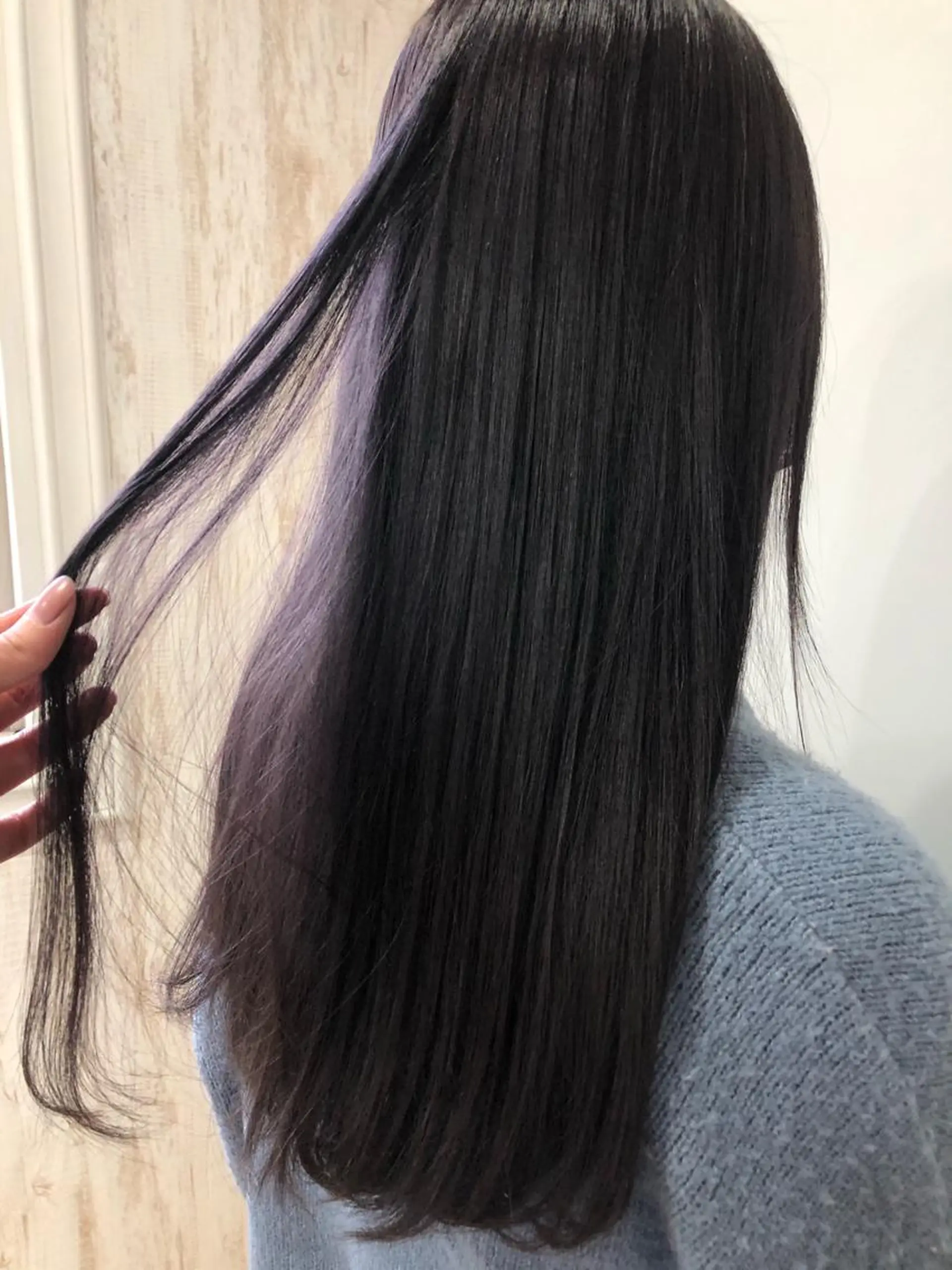 カラー white.梅田 デザインカラー🦄のヘアスタイル