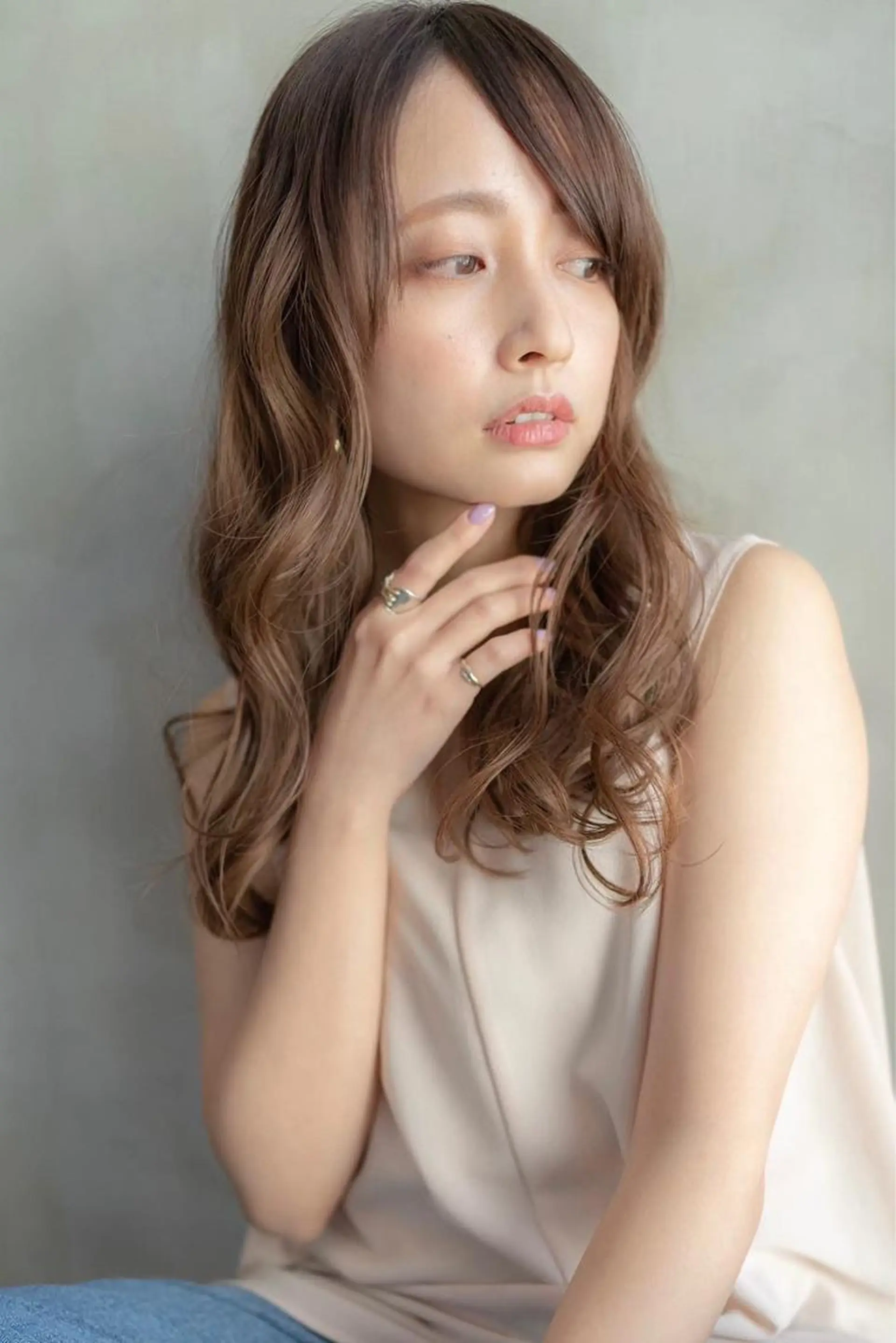 セミロング カラー Anthurium 吹田💐のヘアスタイル