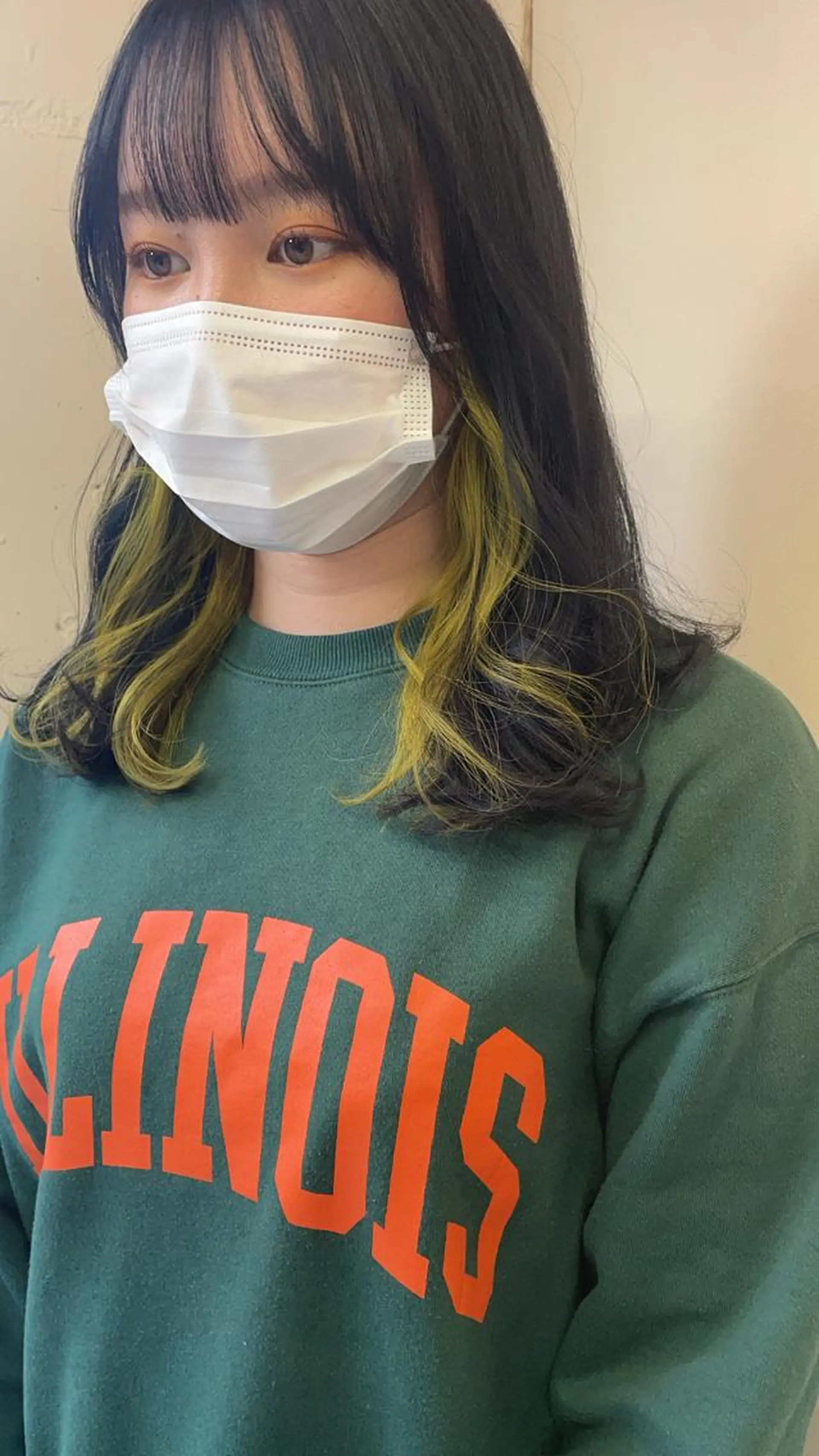 セミロング レイヤーカット/ 透明感カラーmikuのヘアスタイル