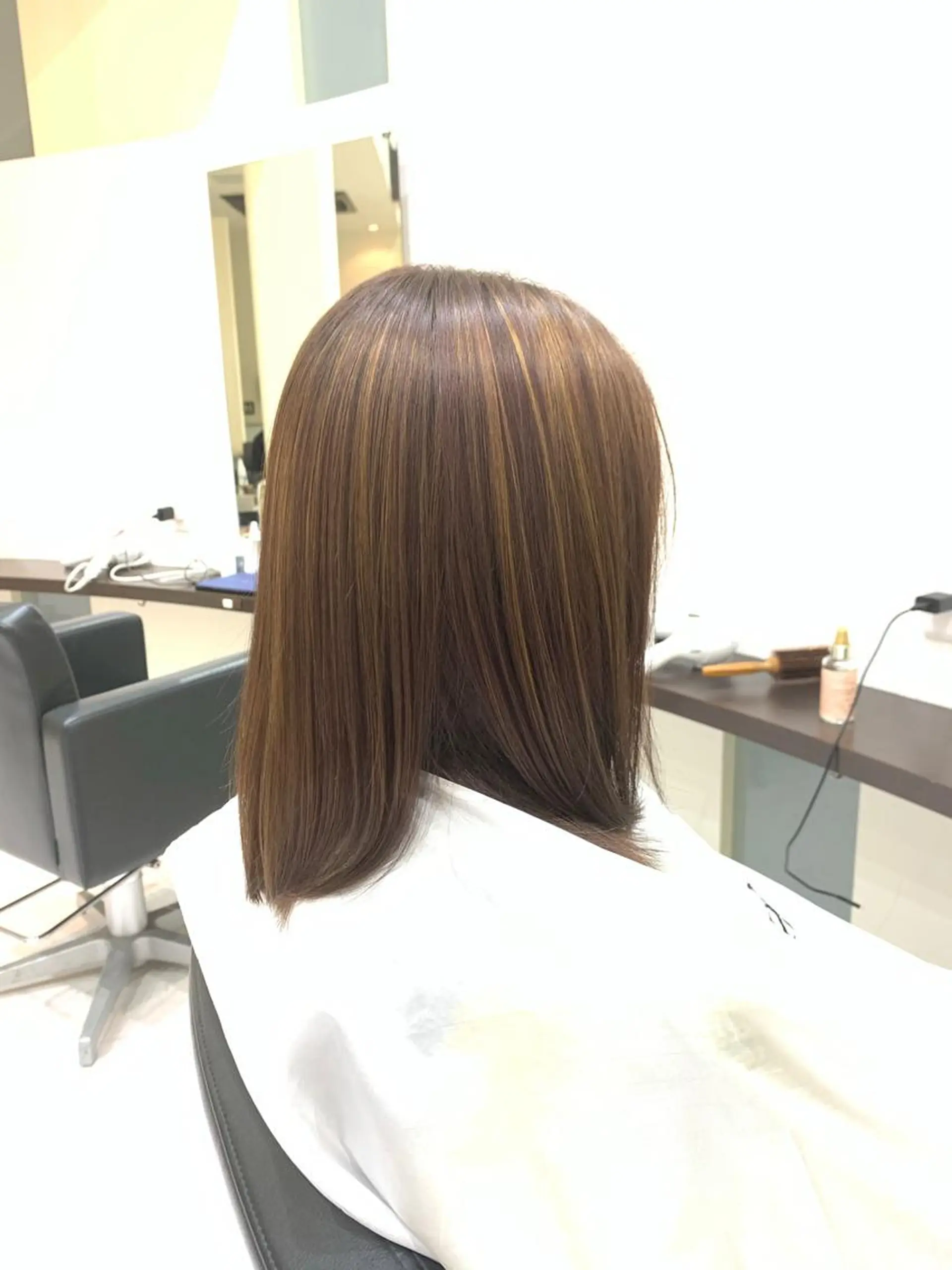 カラー ブリーチ 角皆(つのがい) 優作のヘアスタイル