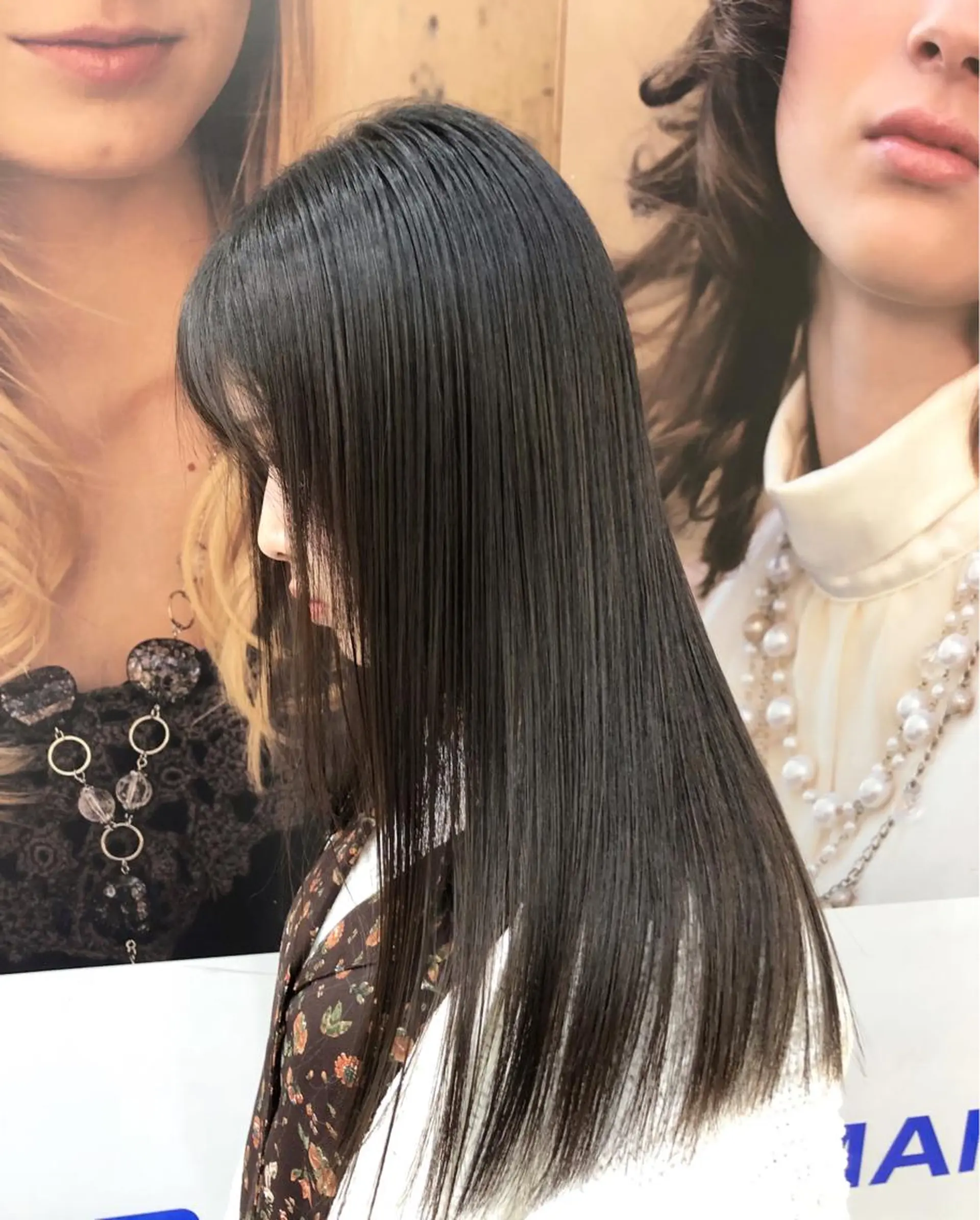 ロング パーマ 髪質改善 縮毛矯正 ストレートパーマ 丸みショートボブ/ タッセルボブ 吉野のヘアスタイル
