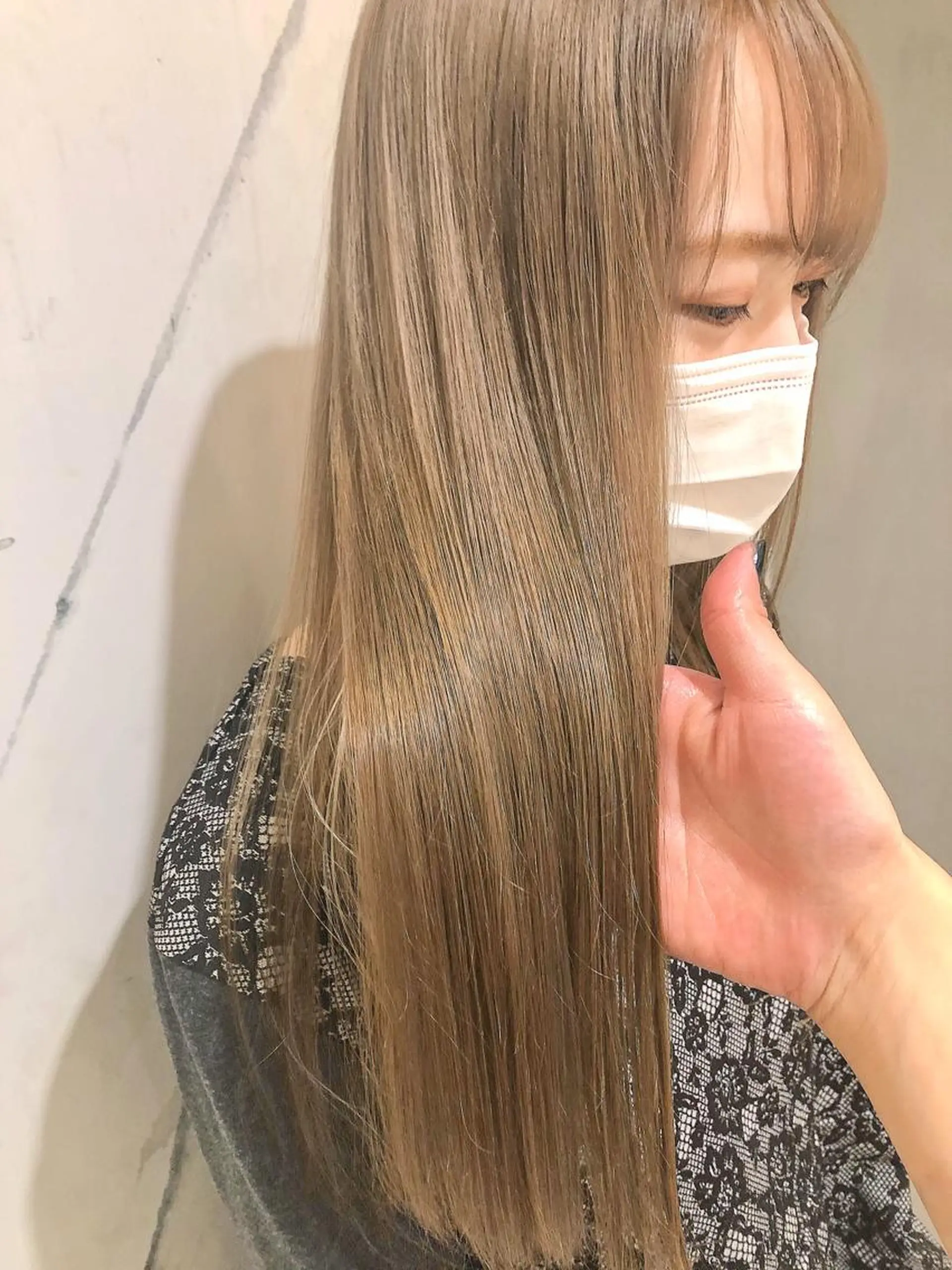 ロング カラー 圧倒的透明感カラー nana🦕のヘアスタイル