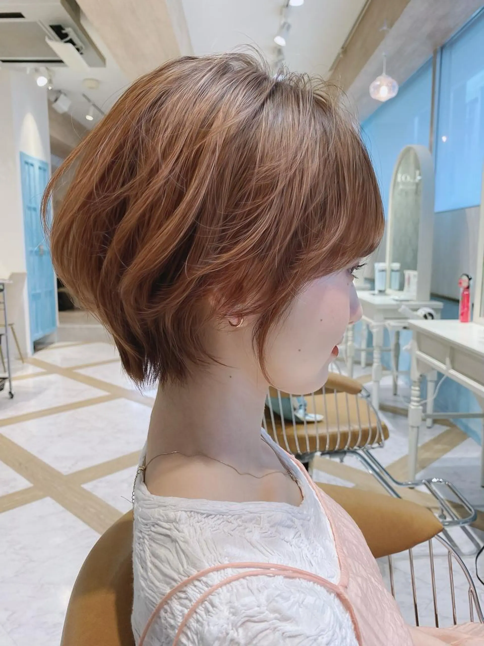 ショート カラー カット ヘアカラー トリートメント 🌟モテ髪ショート 🌟店長　津賀涼のヘアスタイル