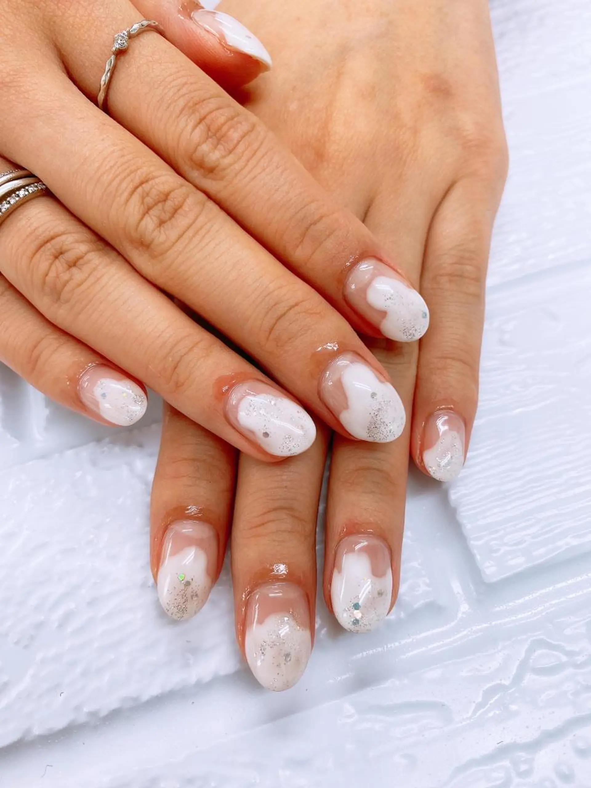 ネイル フレンチネイル ラメ(グリッター) N._._. clawのネイルデザイン