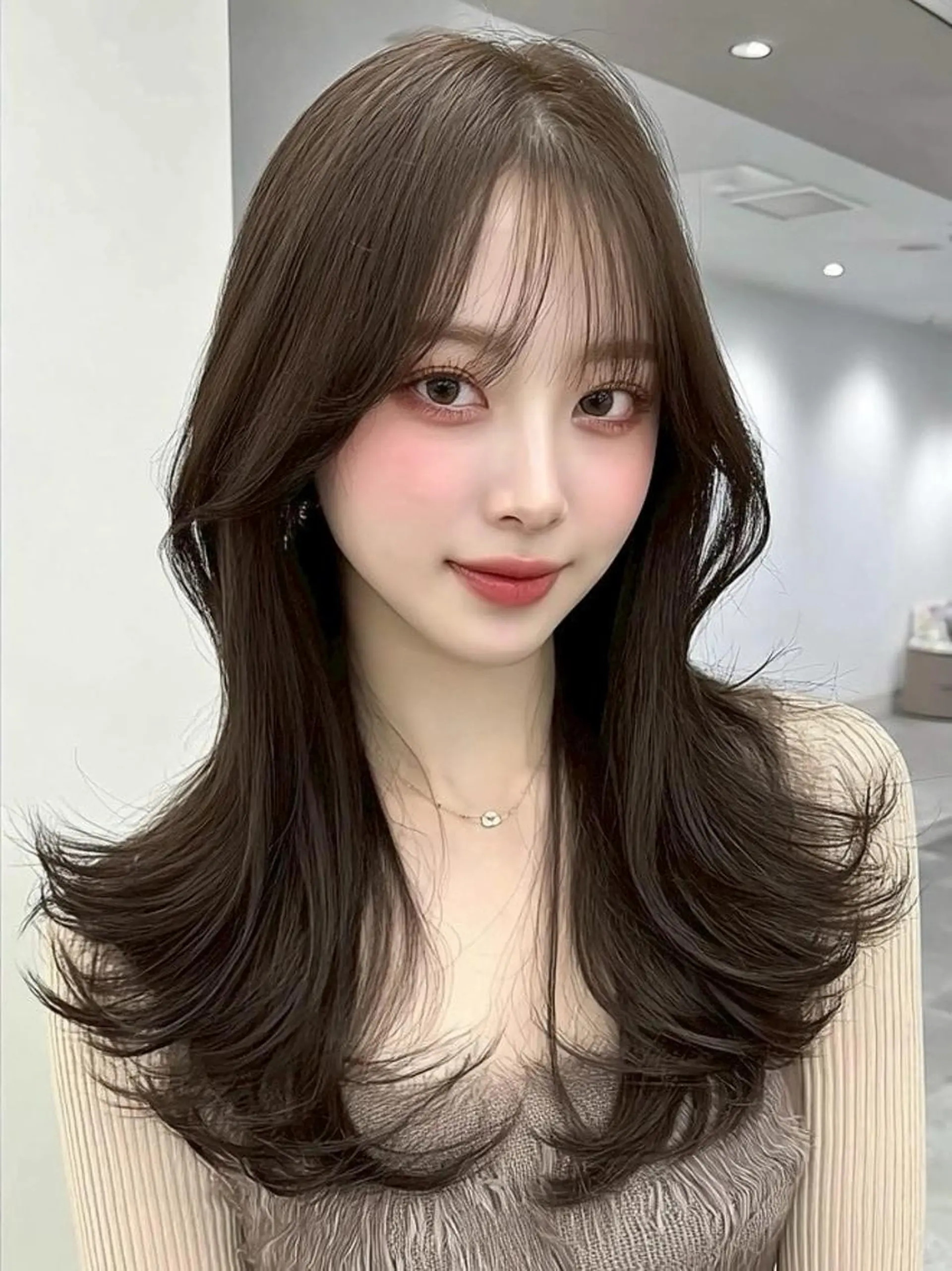 ロング 韓国風ヘア レイヤーカット カット ヘアカラー トリートメント ＫＡＮＡ/天王寺 🎀🫧のヘアスタイル