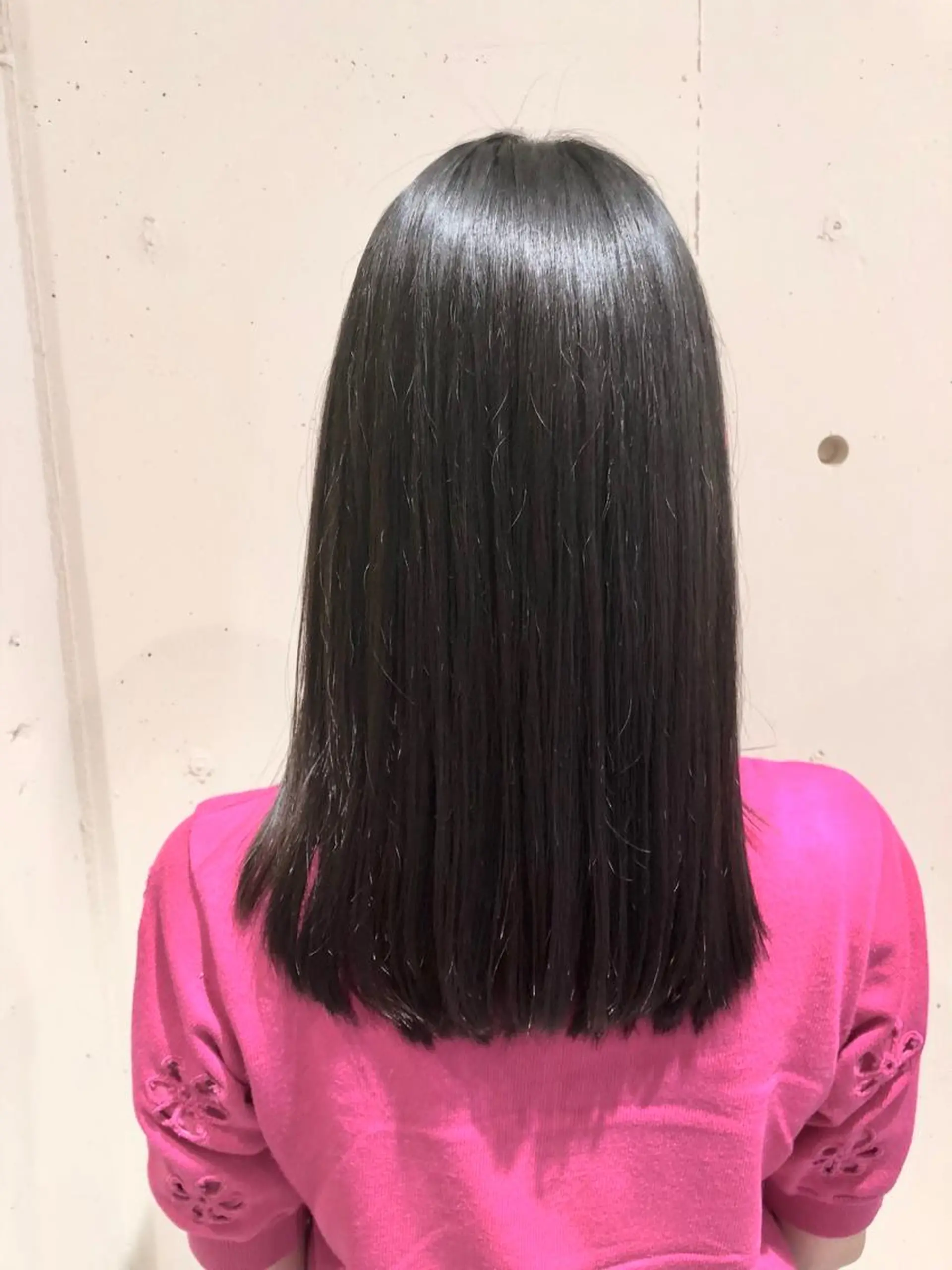 セミロング カラー パーマ ヘアアレンジ ブリーチ グラデーションカラー ハイライトカラー 簡単アレンジ ハイライト 【ツヤ髪美容師】 ツダケイスケのヘアスタイル