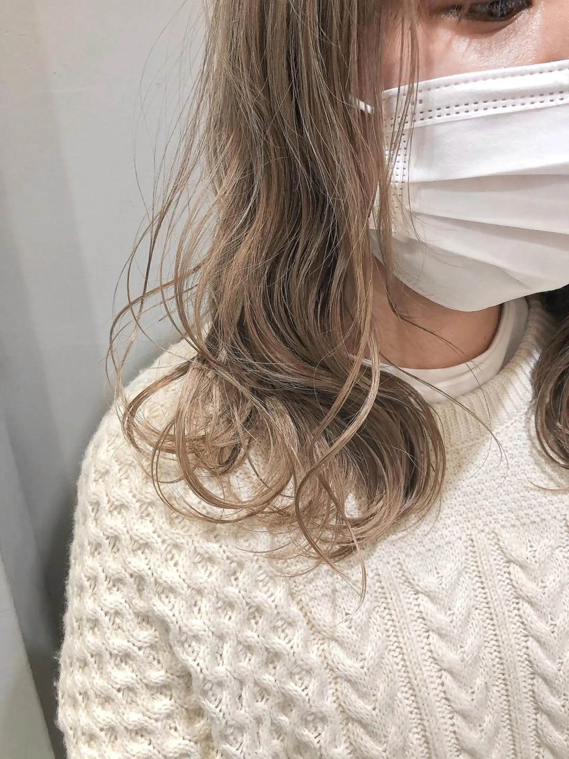 セミロング カラー 圧倒的透明感カラー nana🦕のヘアスタイル