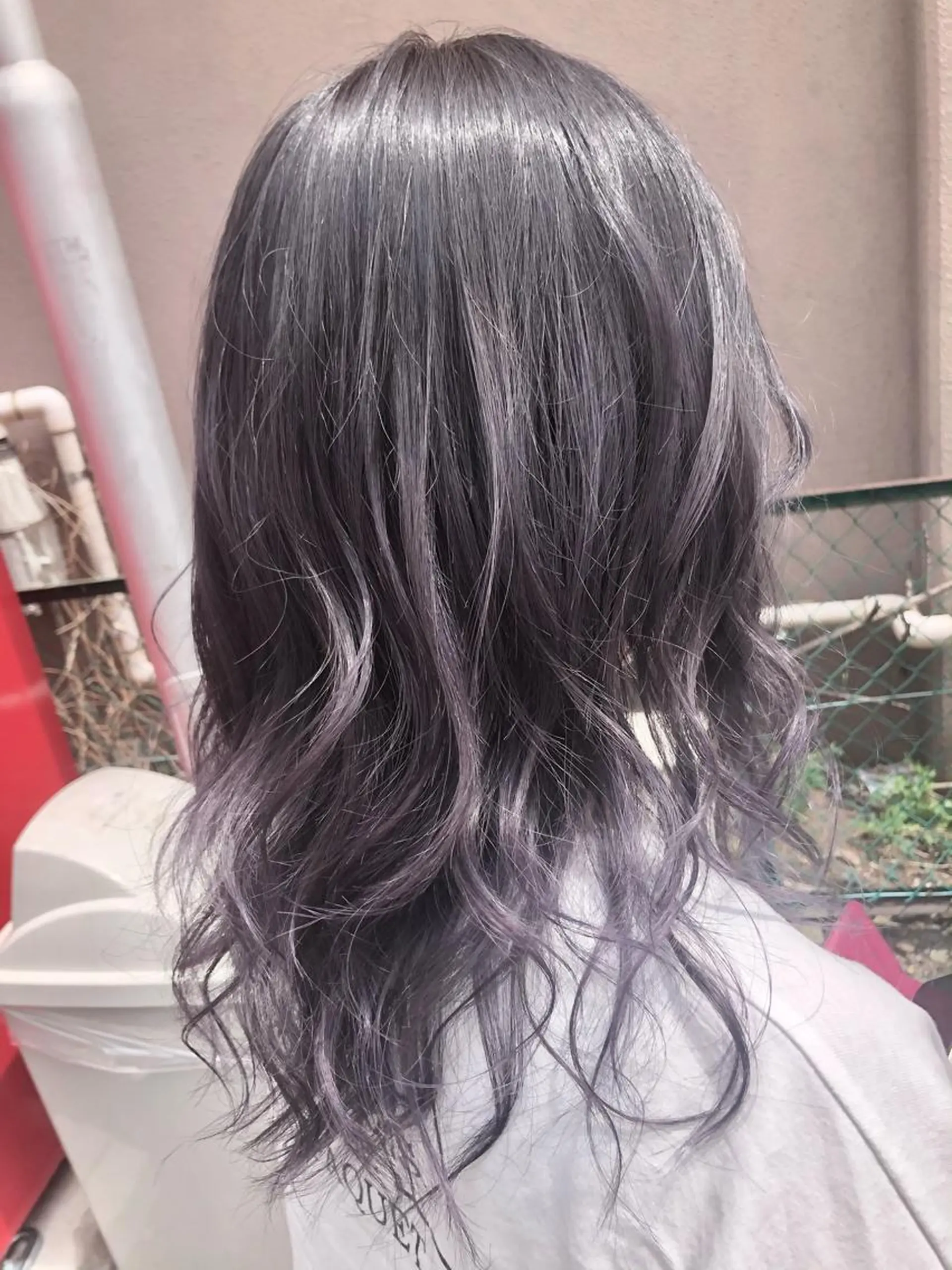 カラー ダブルスキルエクステ /羽エクステ白石宇由のヘアスタイル