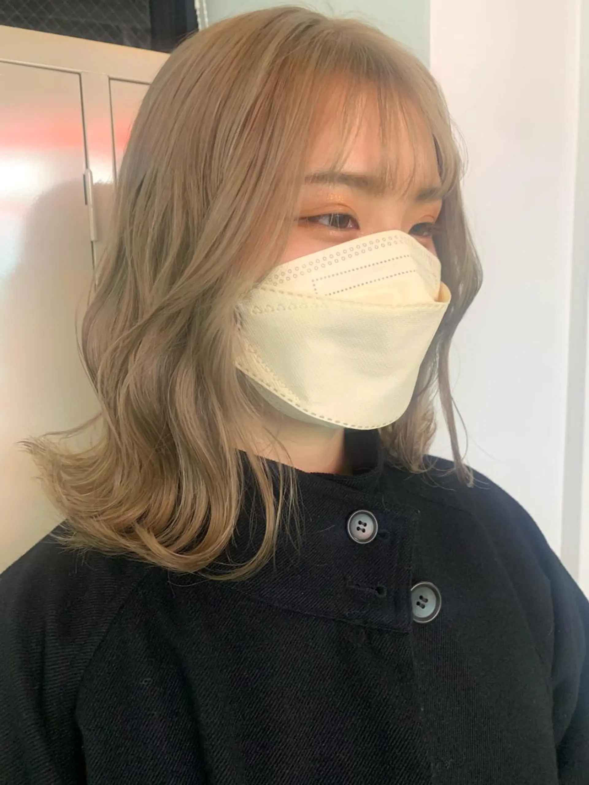 ミディアム カラー ヘアアレンジ 🧨ブリーチー×ボブ レイヤー💎じゅえるのヘアスタイル