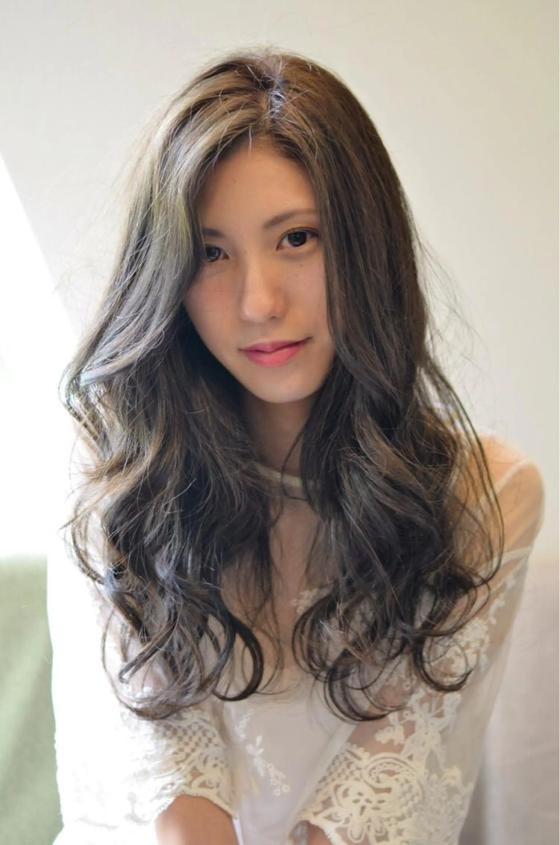 セミロング カラー ヘアアレンジ ダークグレー ダークグレージュ グレージュ GiseL天神カラー 髪質改善/ブリーチのヘアスタイル