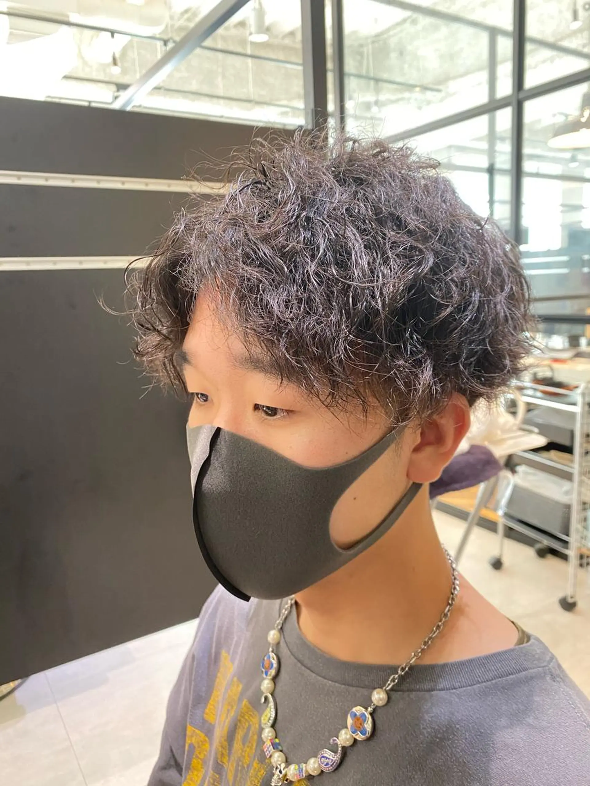 ショート パーマ メンズ メンズパーマ スパイラルパーマ カット パーマ ハイトーンヘア/ 島崎　タクミのヘアスタイル