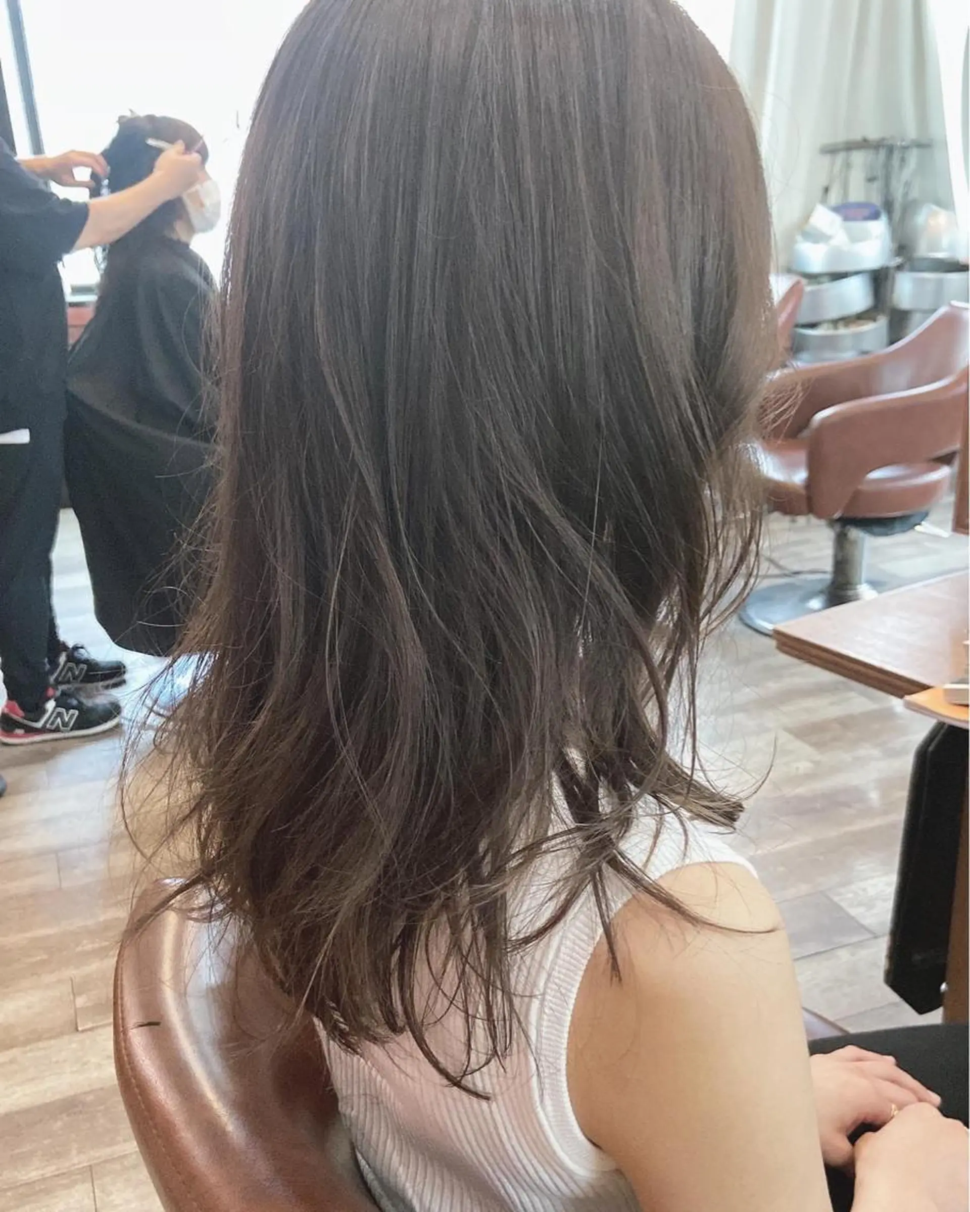 セミロング カラー 眞壁 華子のヘアスタイル