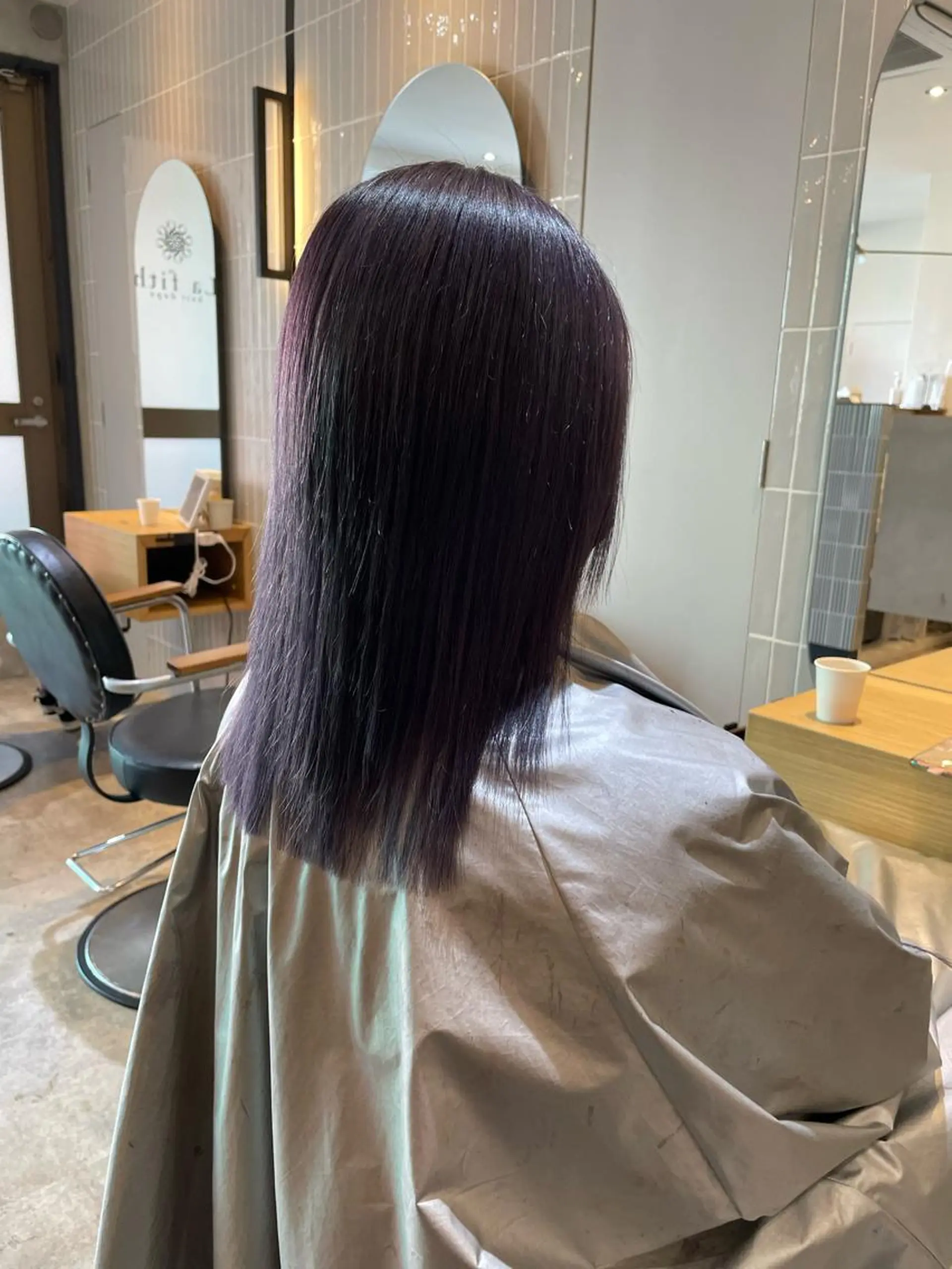 ミディアム 複雑履歴に対応ブリー チ無しダブルカラーのヘアスタイル