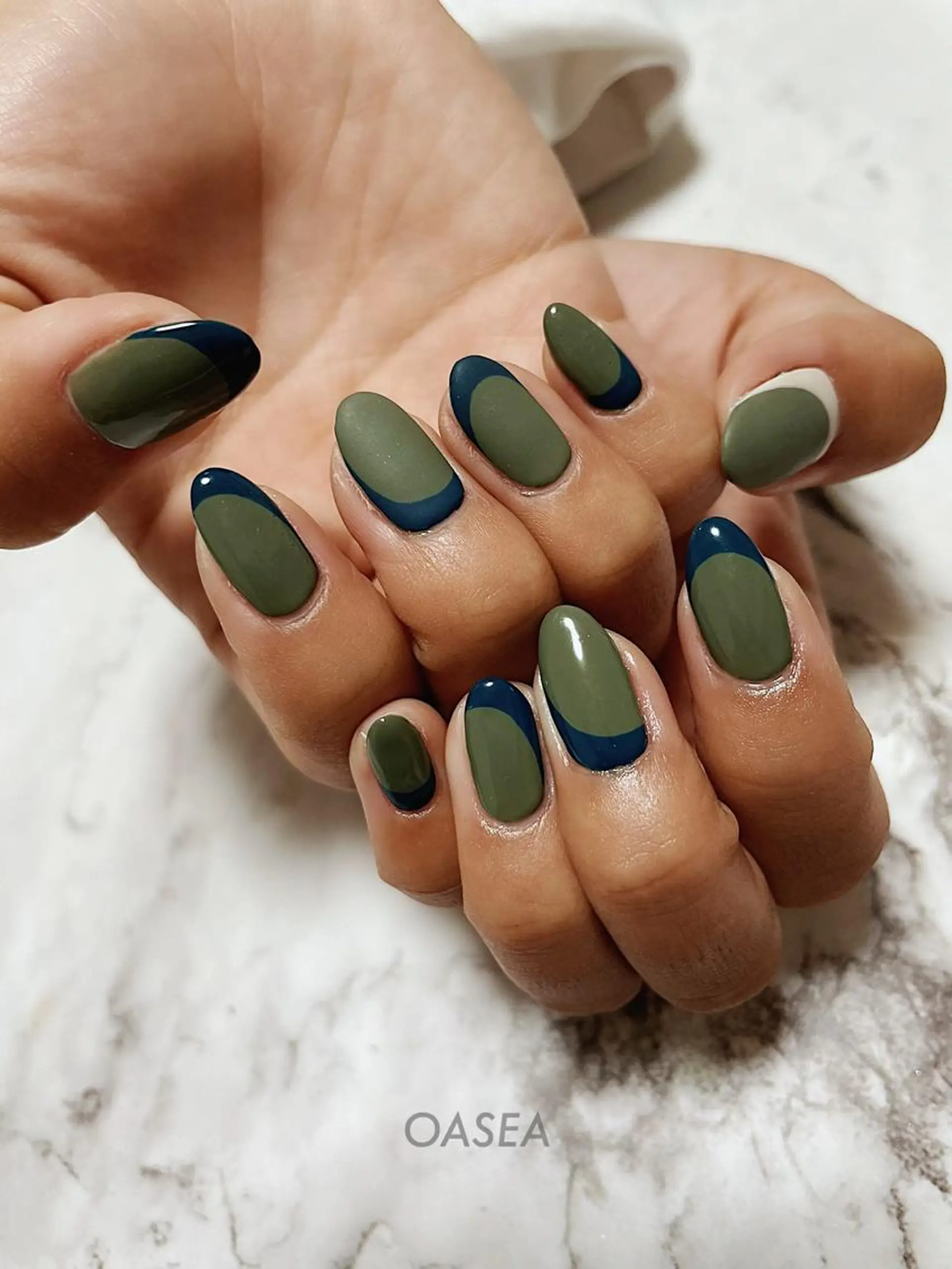 ネイル 🌞💜 KAORI 🌴のネイルデザイン