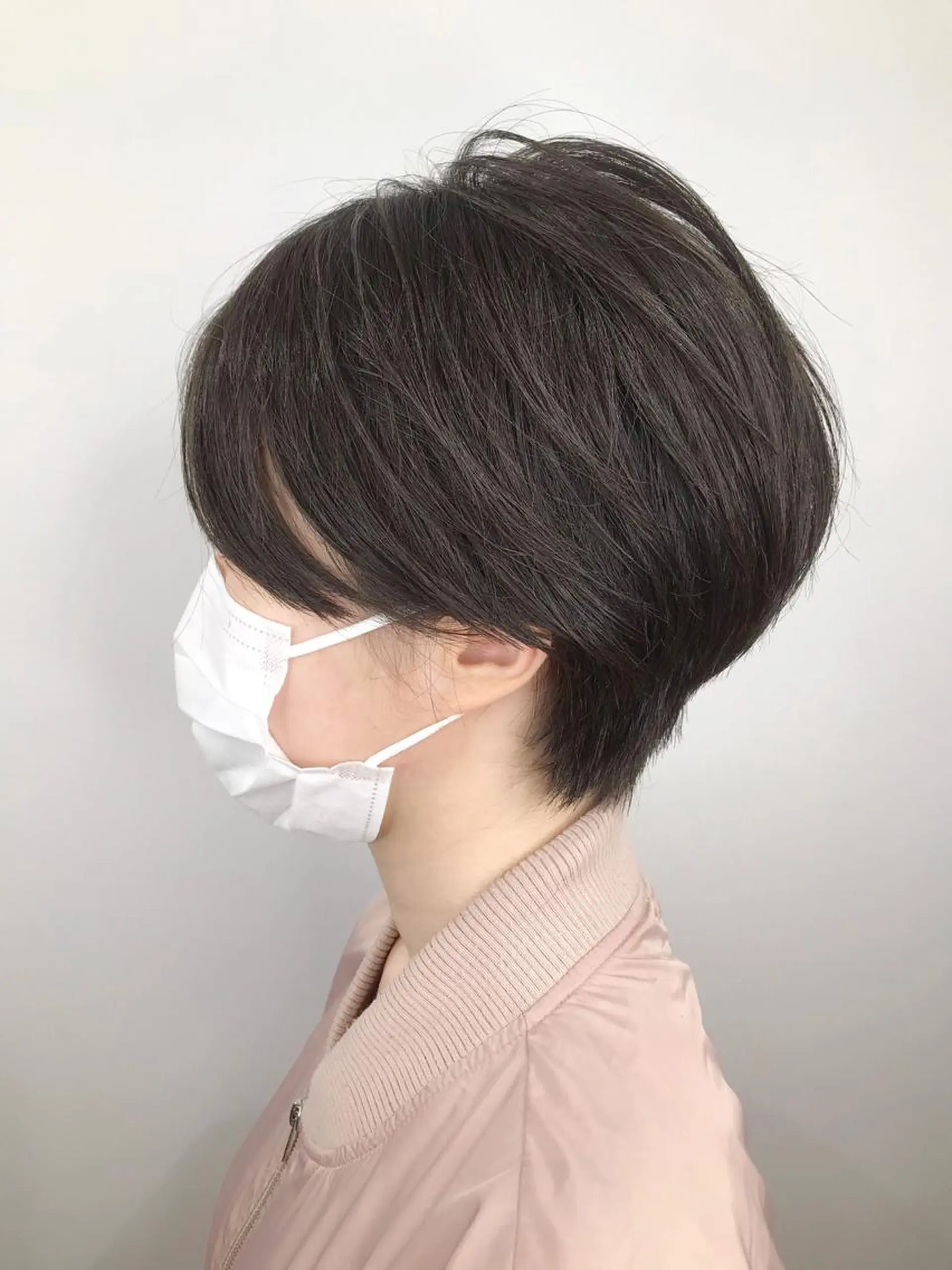 ショート インナーカラー/ ストレート/奥野洸也のヘアスタイル