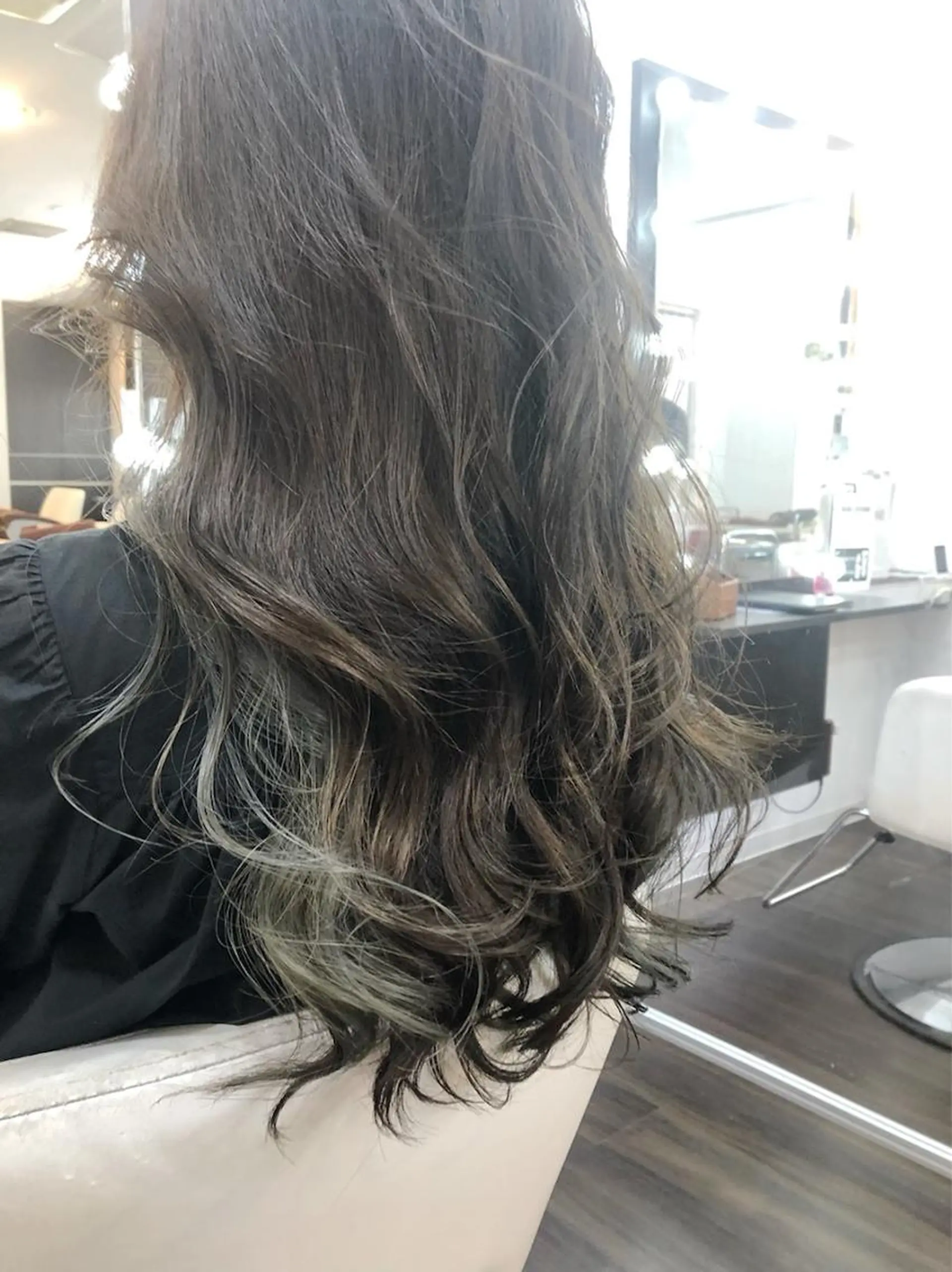 ロング カラー カット ヘアカラー トリートメント ヘッドスパ 美髪髪質改善✨ 店長 天城由香のヘアスタイル