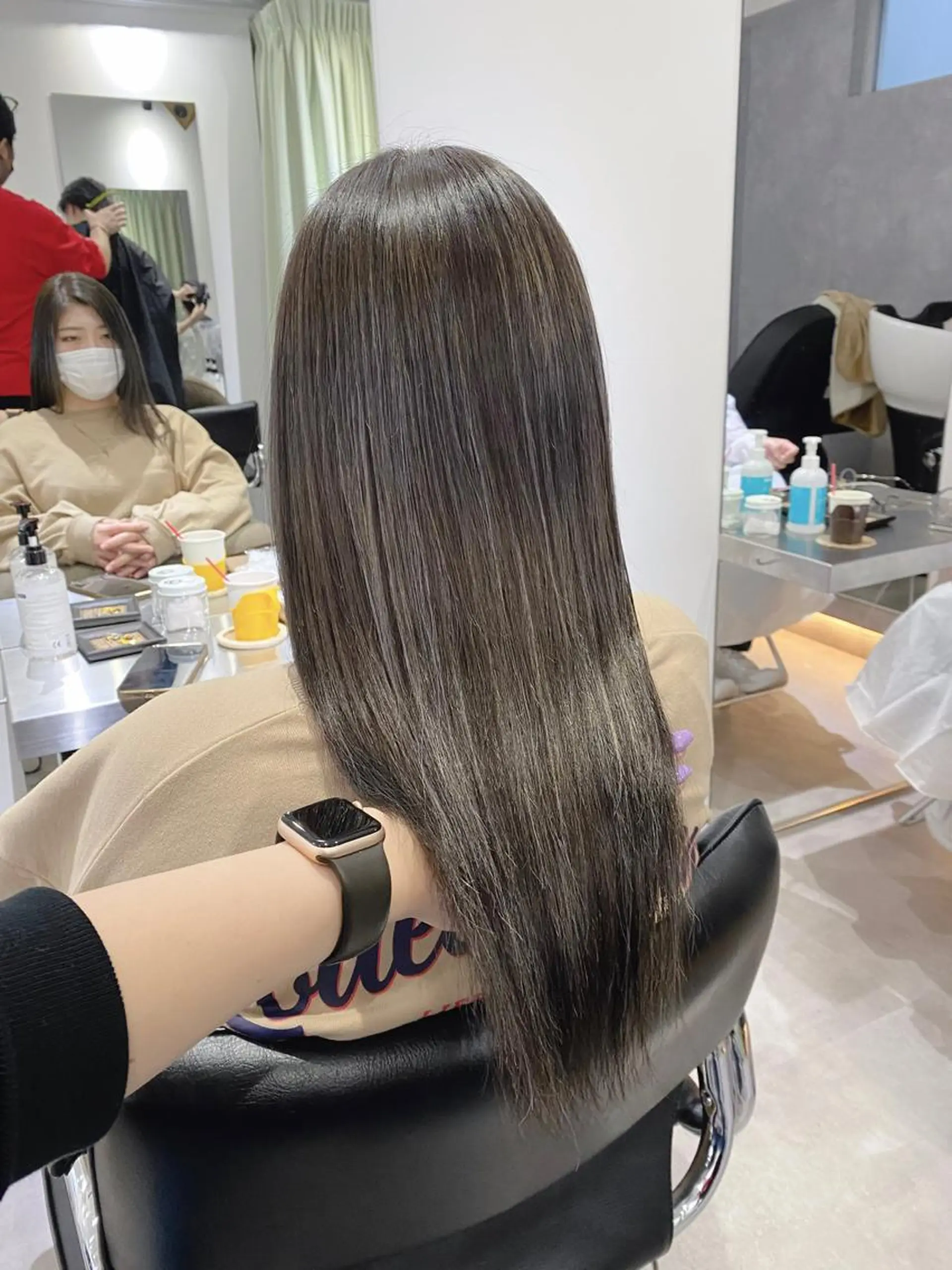 ロング カラー アディクシーカラー ハイライトカラー ハイライト ブリーチ指名 NO1🌈SAKIのヘアスタイル