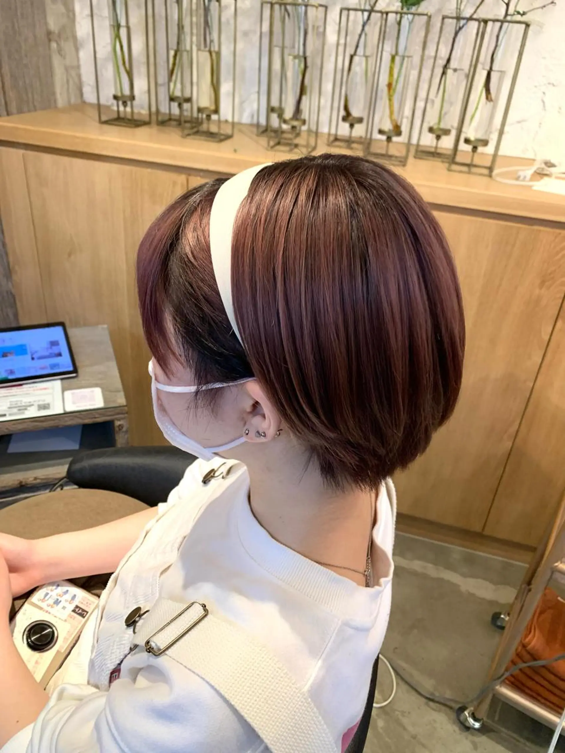 カラー ピンクカラー 三品 早妃のヘアスタイル