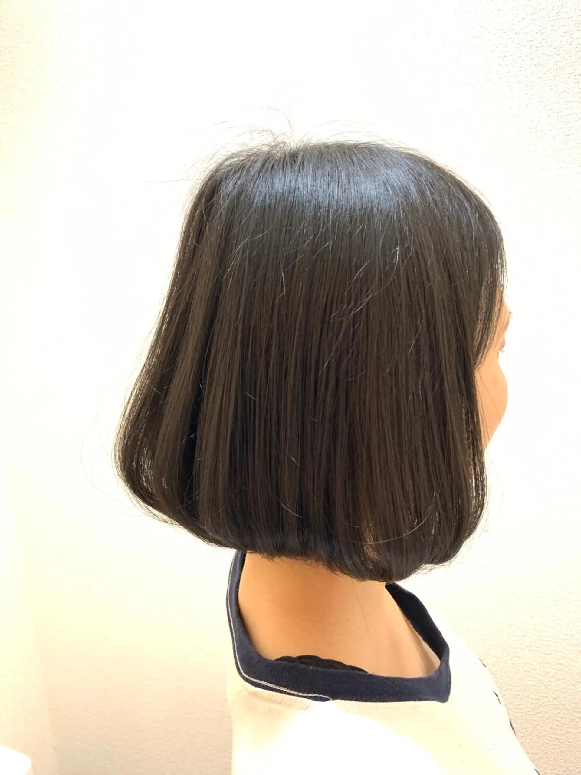 ミディアム 鳥越 優志のヘアスタイル