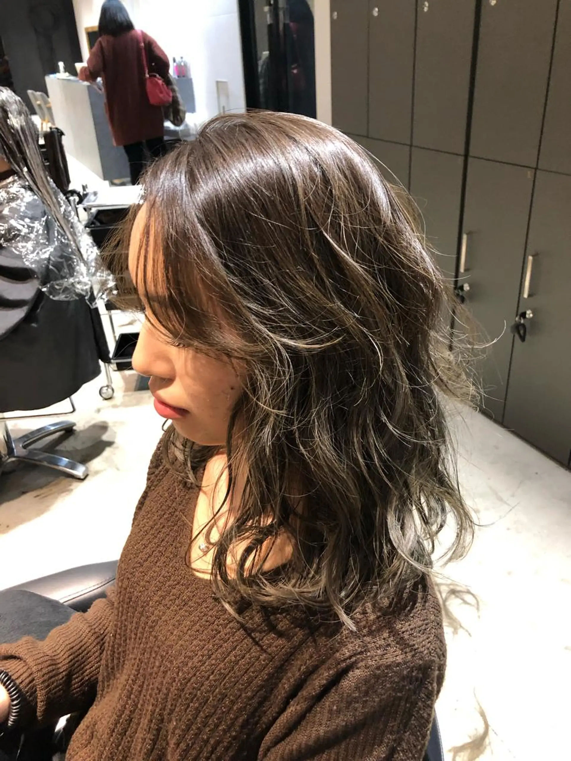 セミロング 縮毛矯正セミナー講師 ヨコモリユウキのヘアスタイル