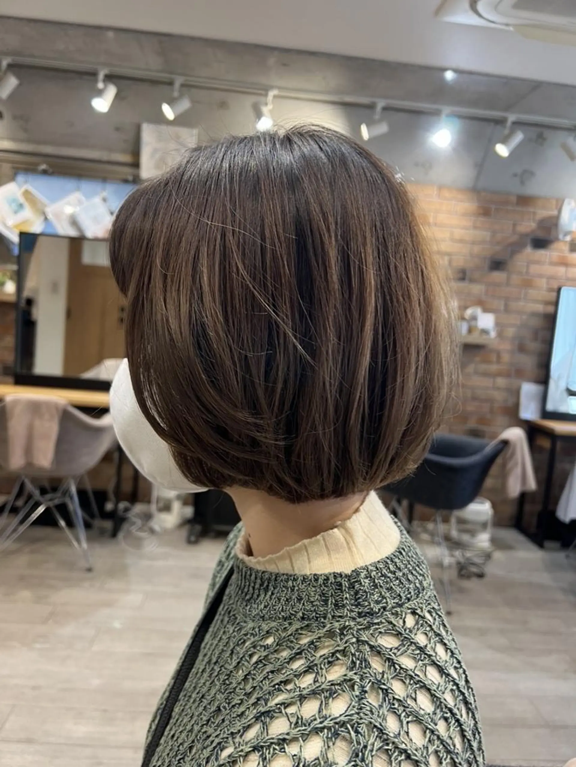ショート ショートボブ ボブ ハイライト 韓国風ヘア ショートヘア 杉山 拓未のヘアスタイル