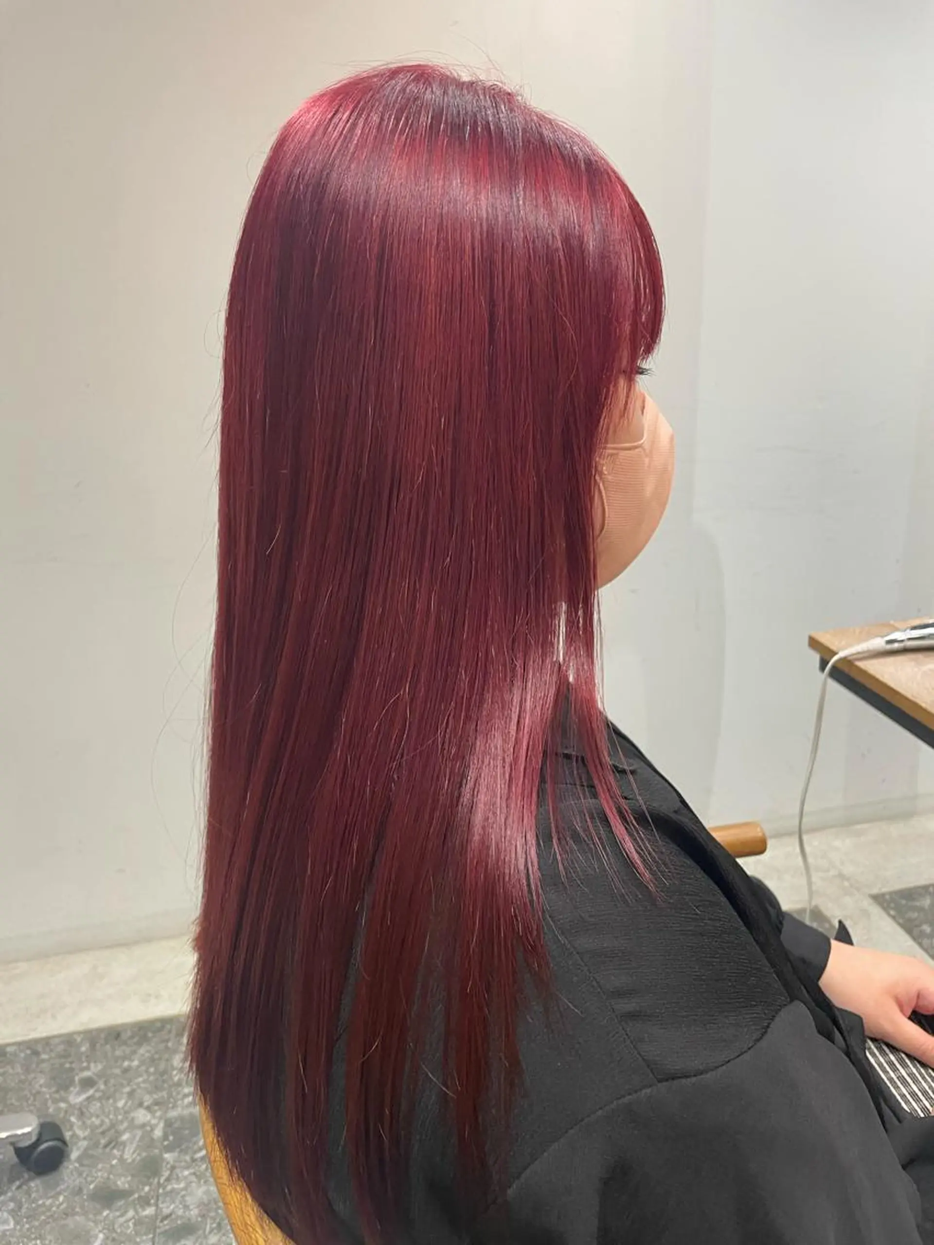 ロング カラー ピンクカラー レッドカラー ロング カット ヘアカラー 五十嵐 雄毅のヘアスタイル