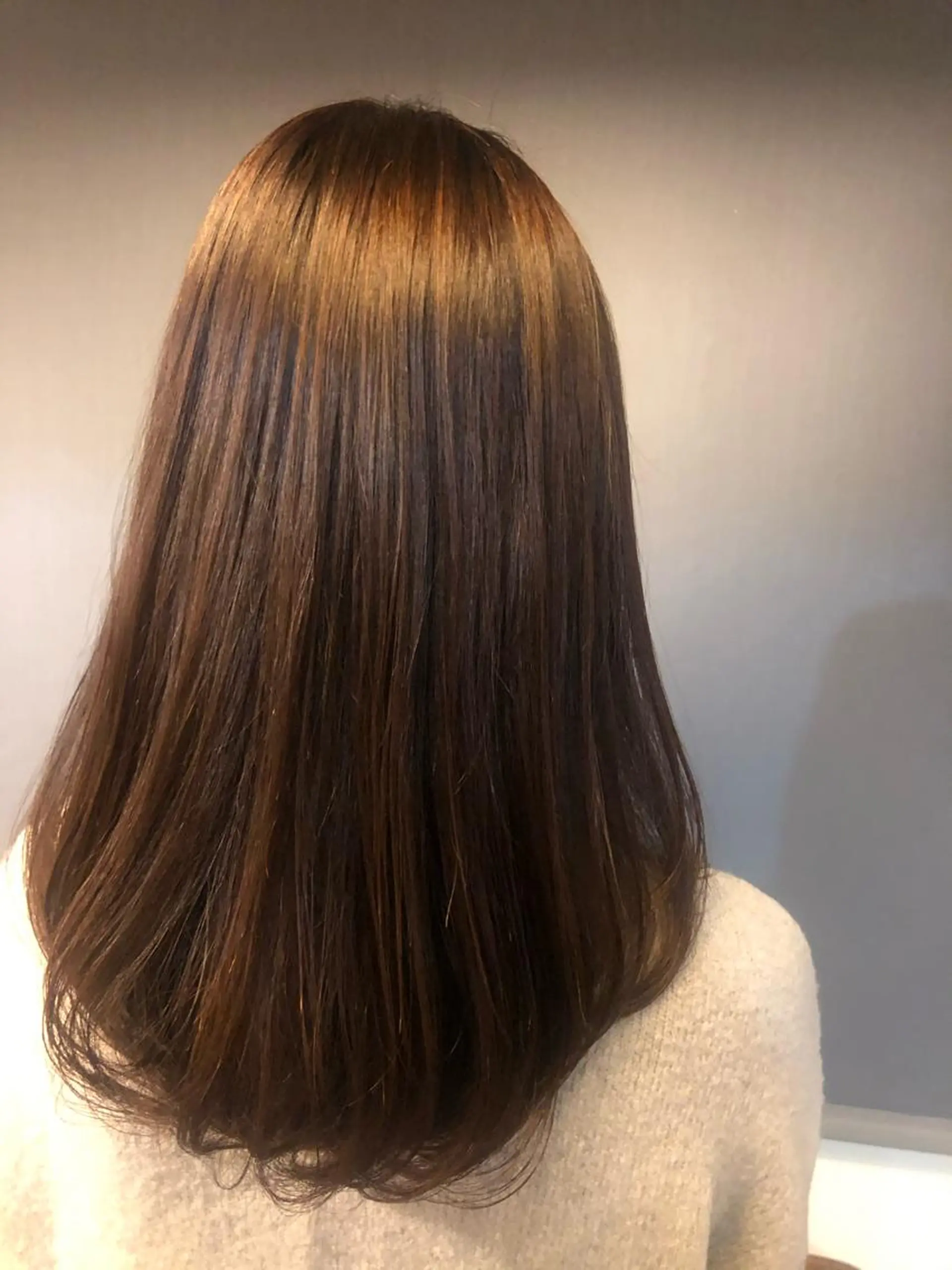 セミロング 西村 晃一のヘアスタイル