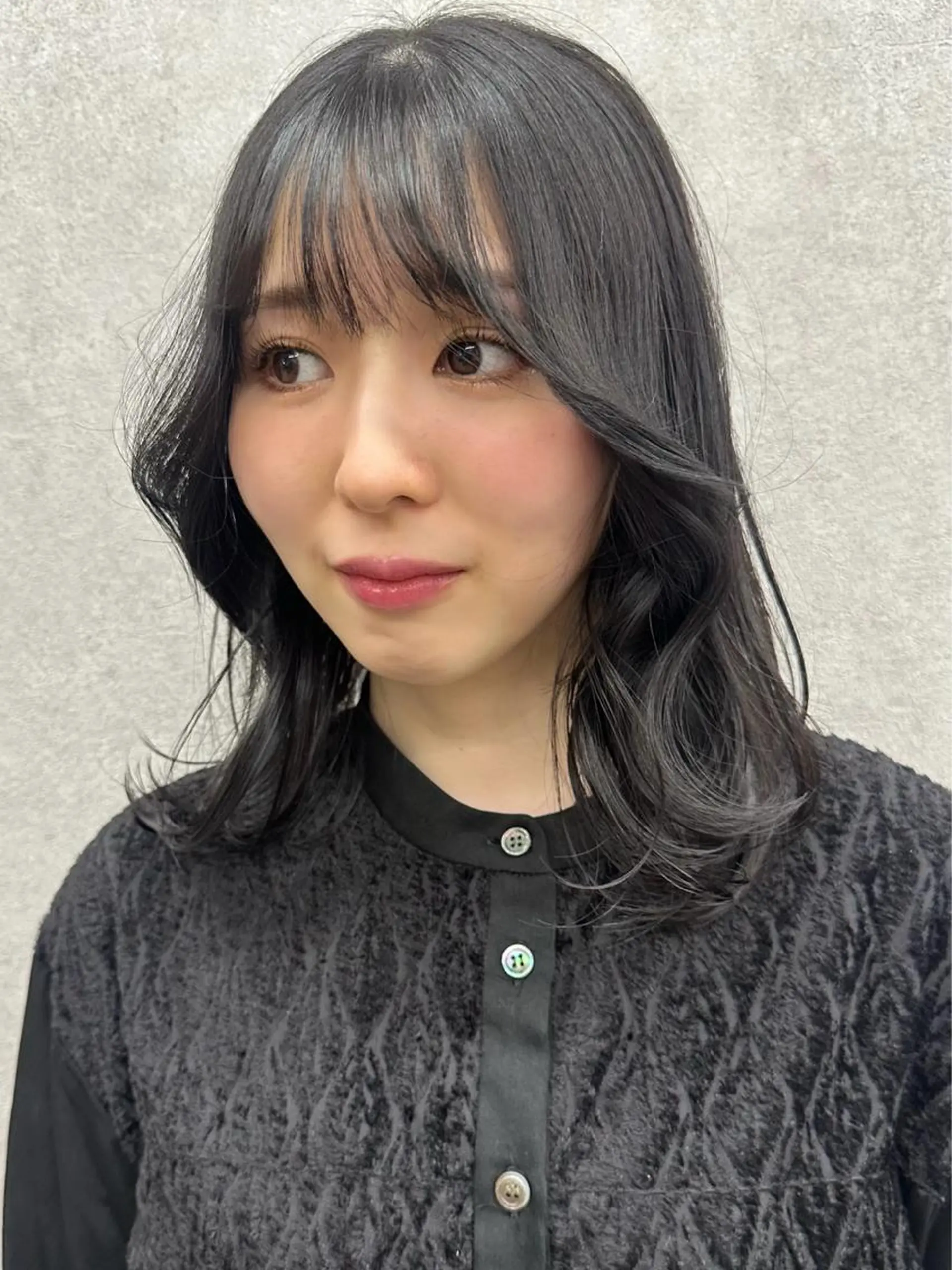 ミディアム カラー くびれヘア 韓国風ヘア 遠藤沙也加 /レイヤーカットのヘアスタイル