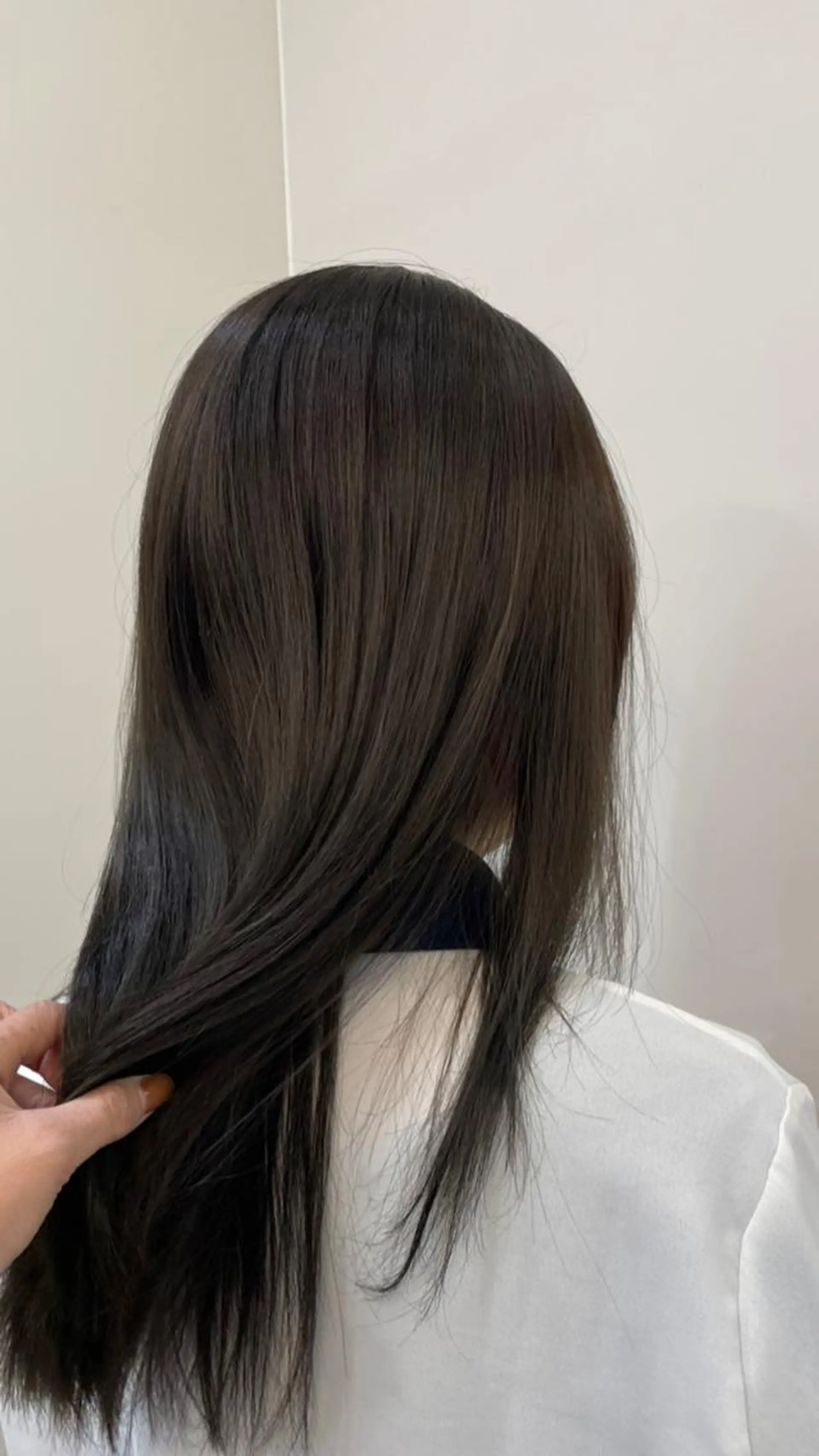 パーマ ストレートパーマ 安達 萌花のヘアスタイル