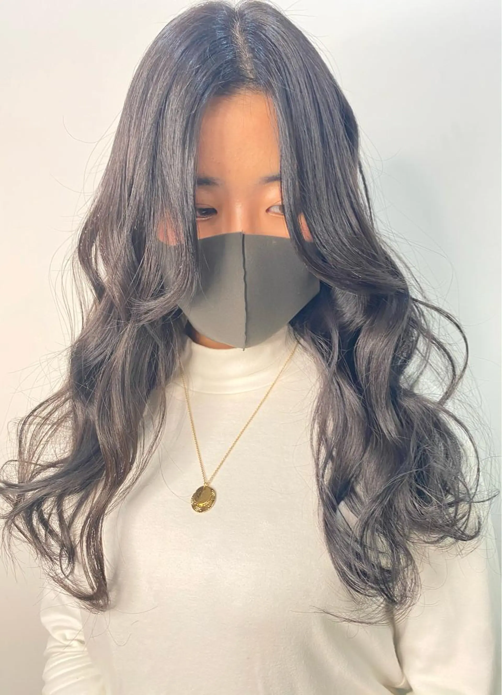 ロング カラー 透明感カラー ハイトーンカラー シルバー opus 店長大和 レイヤー/赤み消しのヘアスタイル