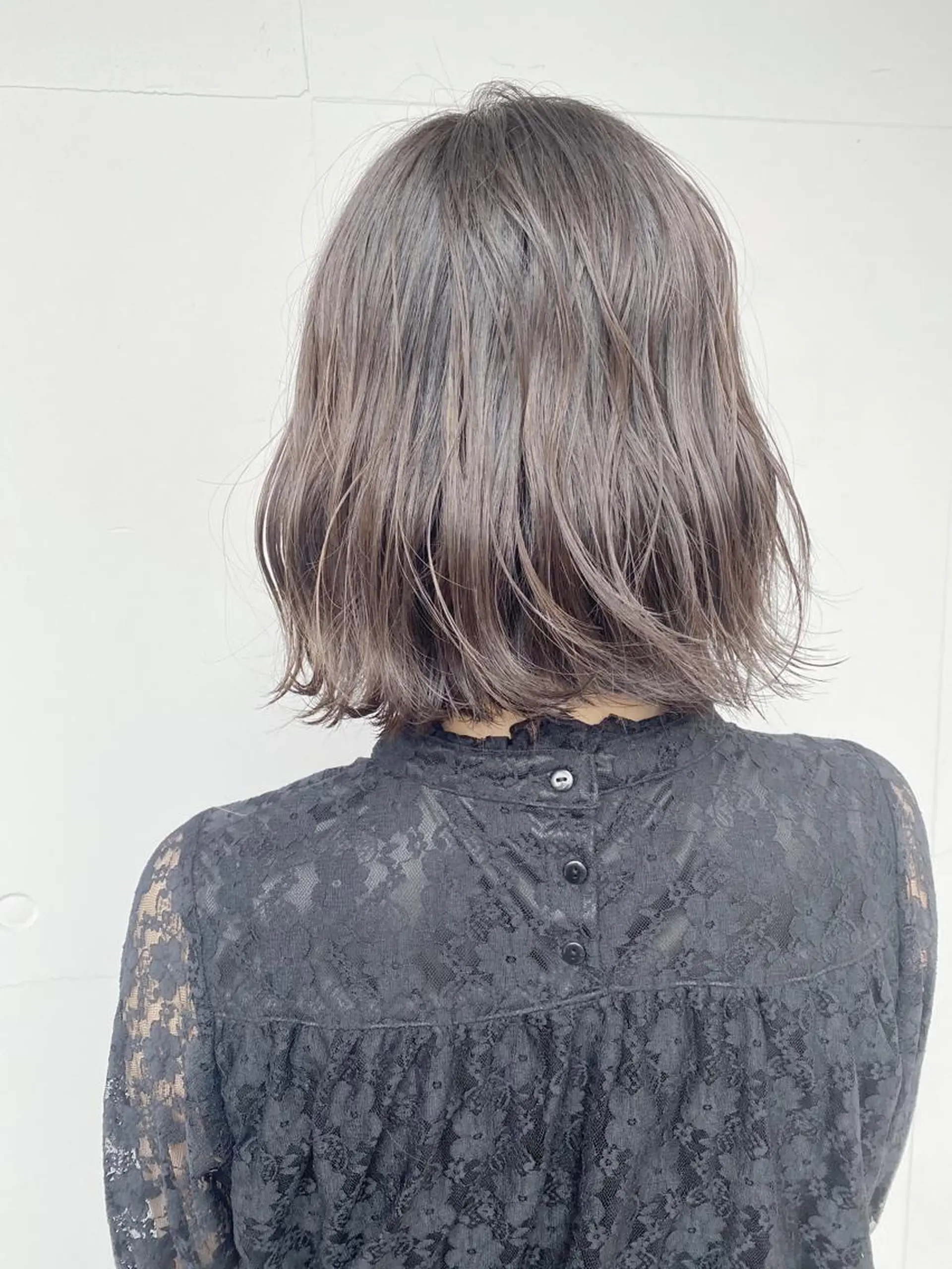 ミディアム カラー ヘアアレンジ 透明感カラー ハイライトカラー ハイトーンカラー イルミナカラー インナーカラー ヘアカラー トリートメント ヘアセット ✨ハイクオリティ✨ 山本香也のヘアスタイル