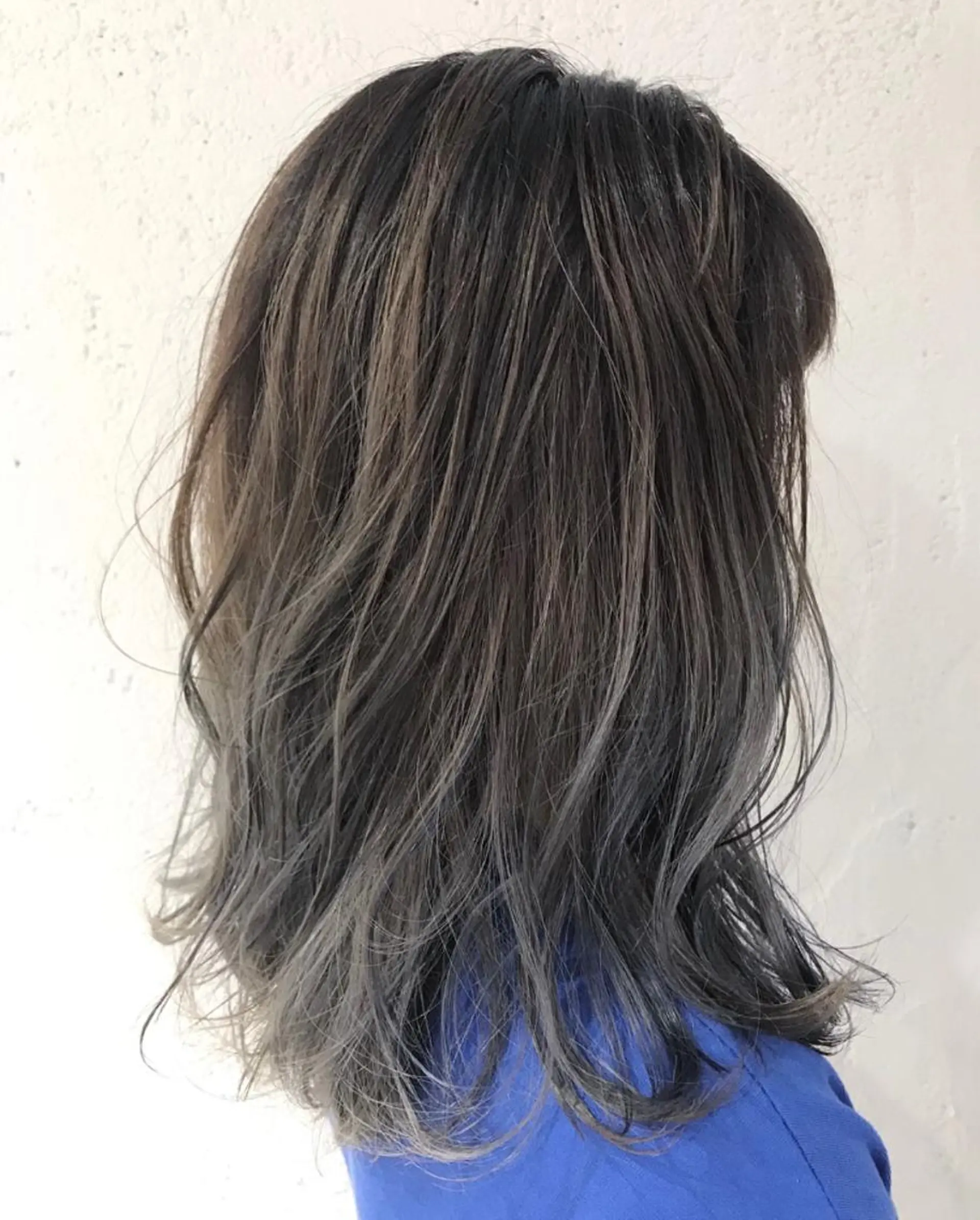 ミディアム カラー 韓国ヘア🇰🇷/ レイヤーカット✂︎のヘアスタイル