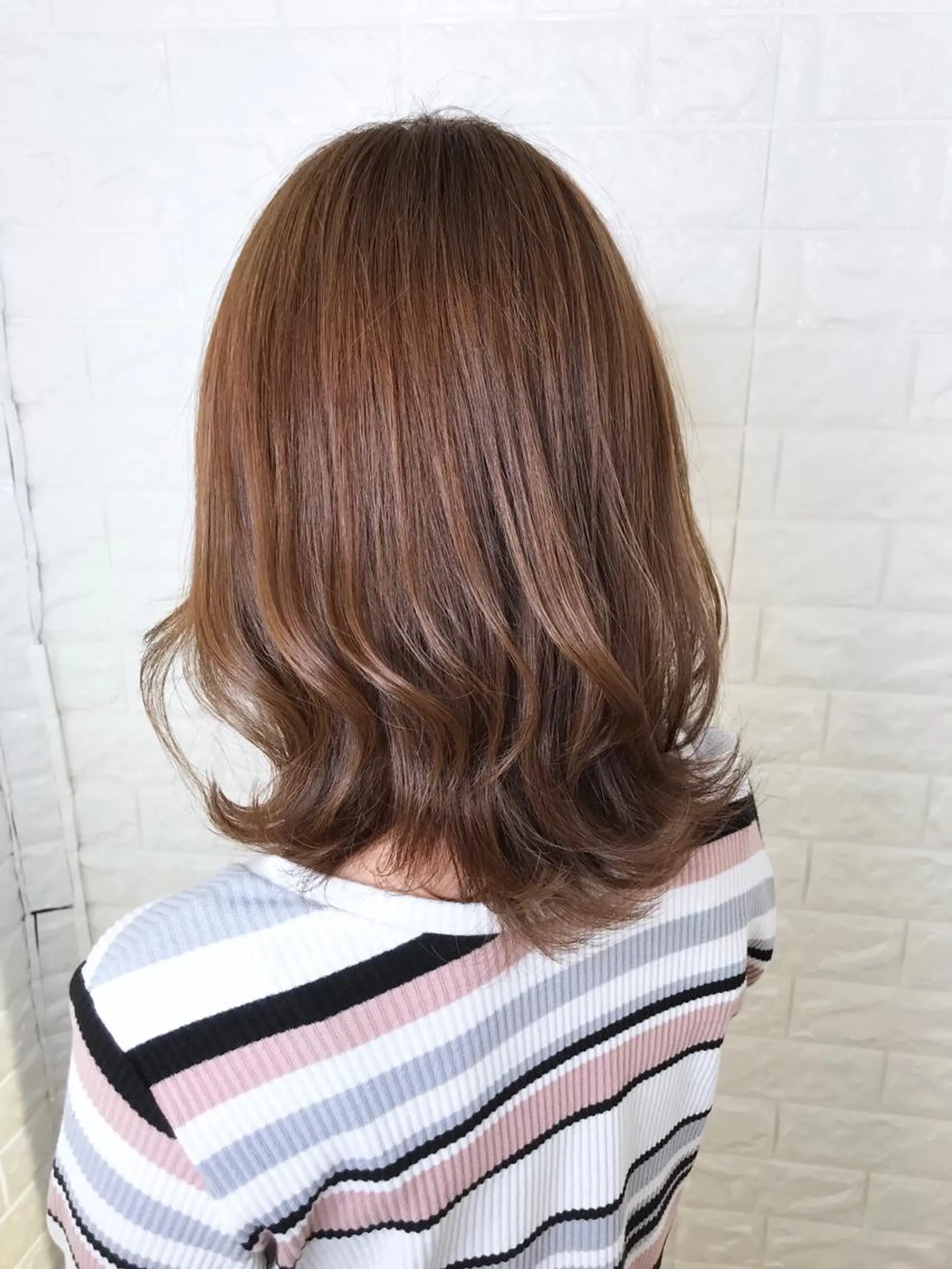 ミディアム カラー ベージュカラー 透明感カラー イルミナカラー エイジングケア特化 美容師✂️山崎竜二のヘアスタイル