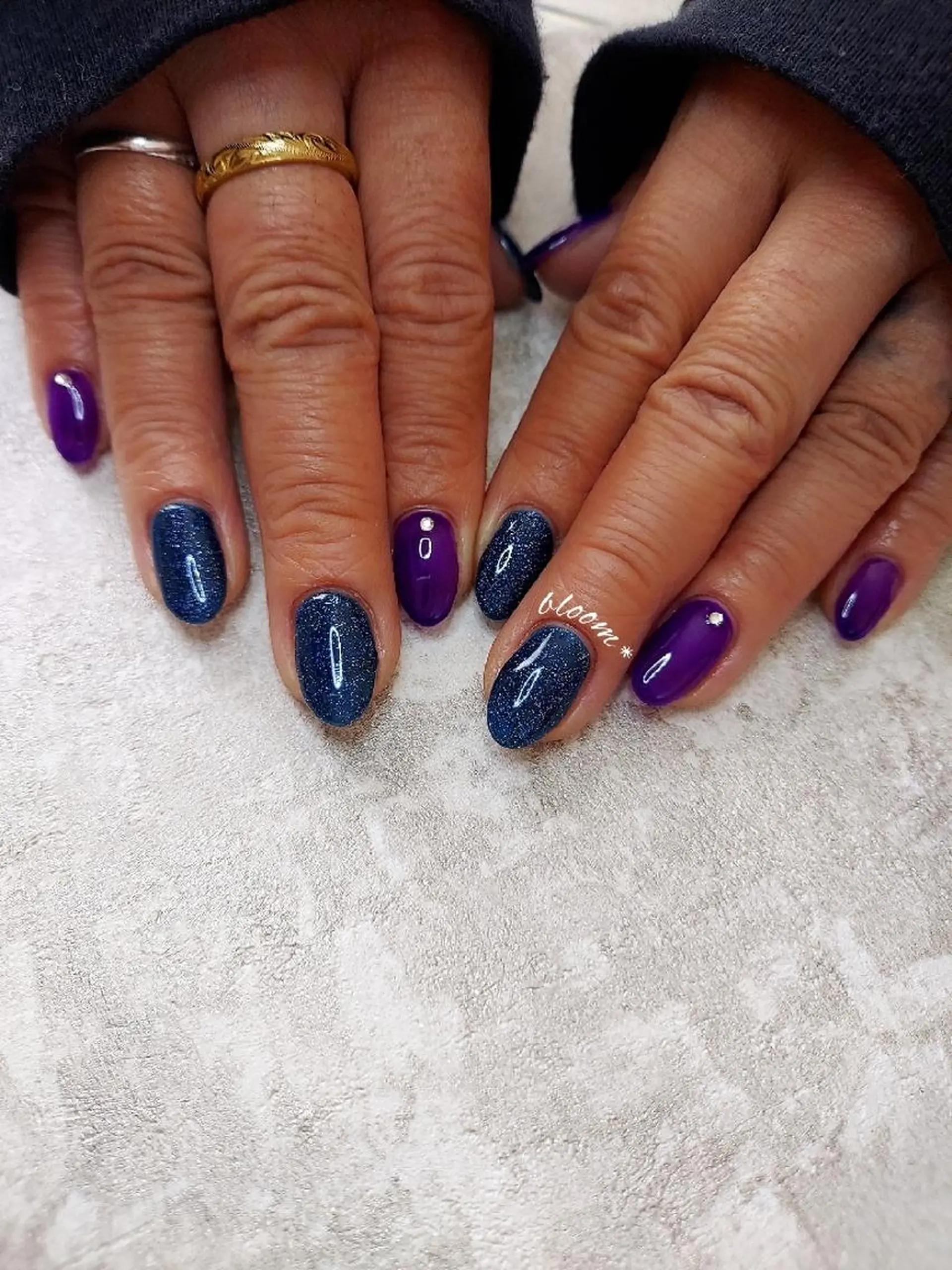 ネイル ワンカラーネイル ハンドネイル bloom *のネイルデザイン