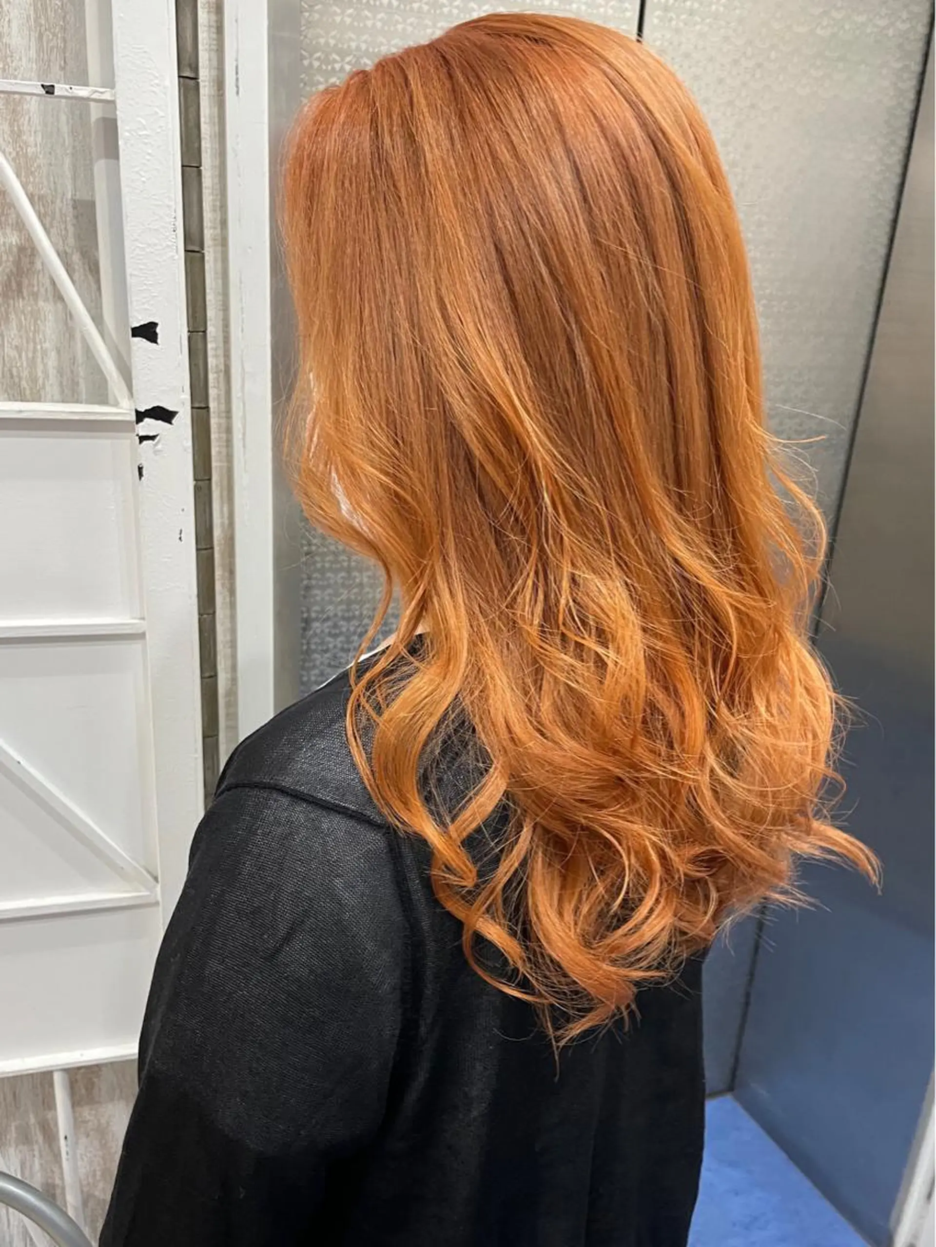 カラー white.梅田 デザインカラー🦄のヘアスタイル