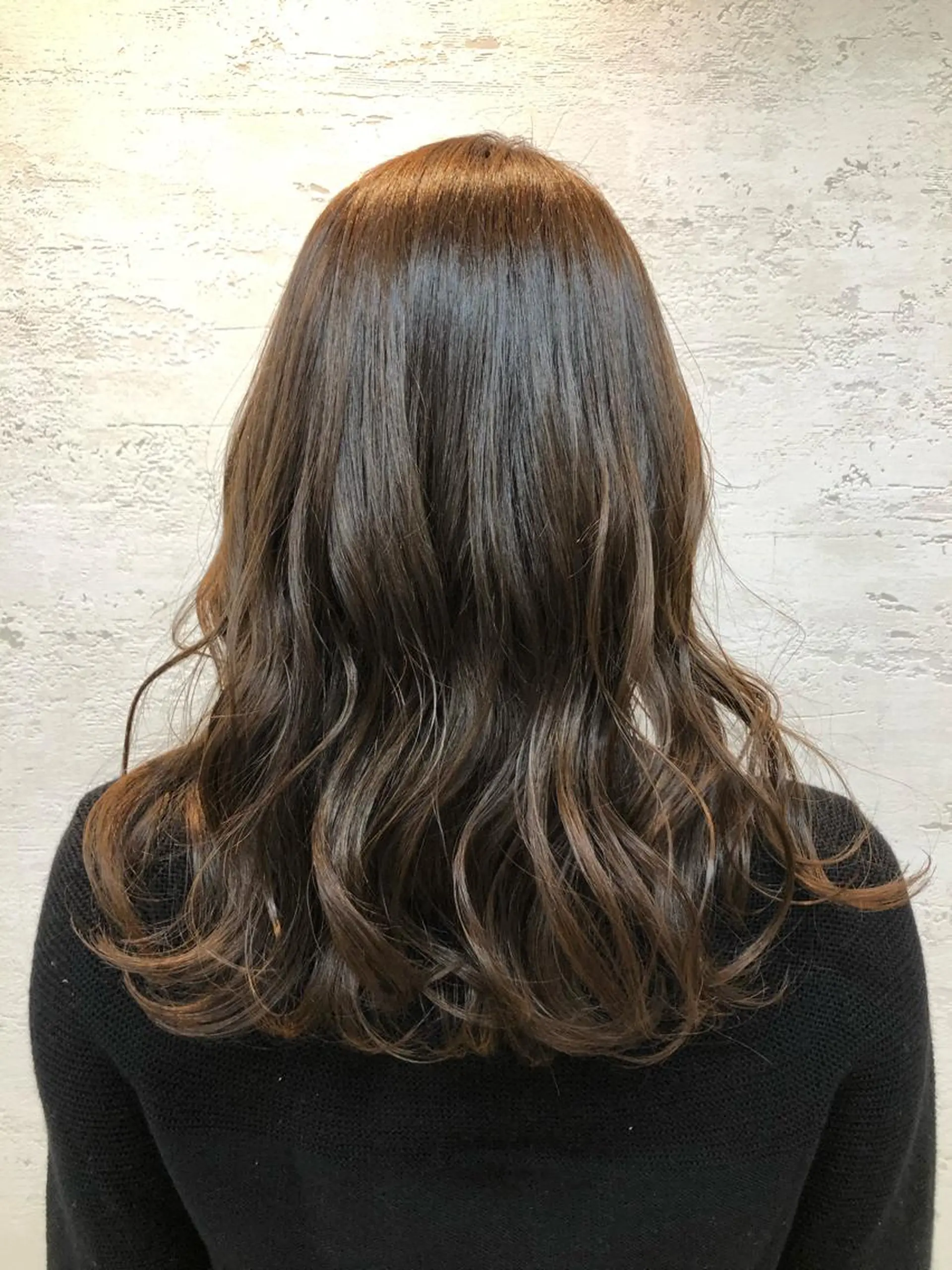 ロング 女性に人気♪ はやしほのかのヘアスタイル