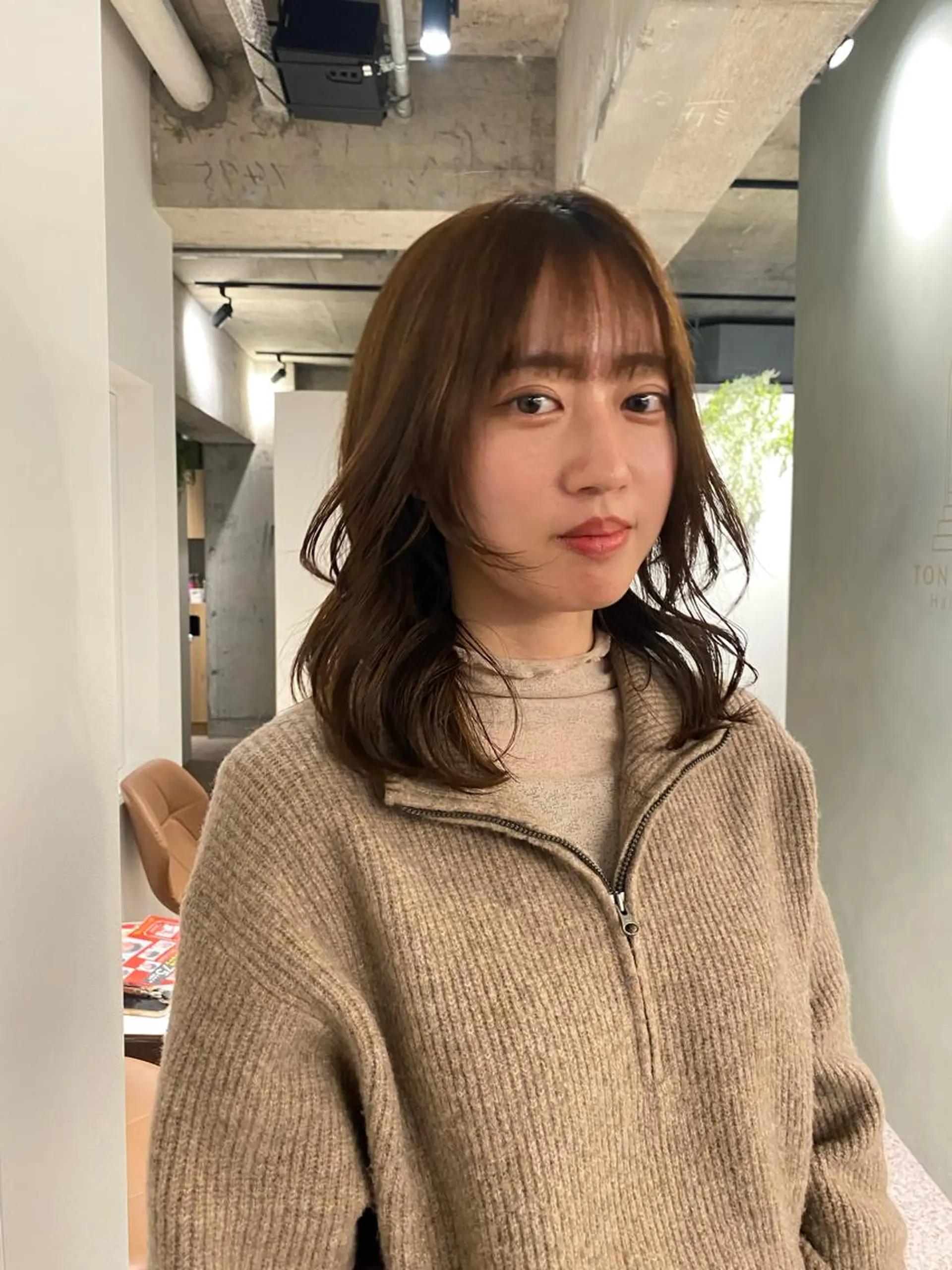 ミディアム レディースモデル カット/中川翔太のヘアスタイル