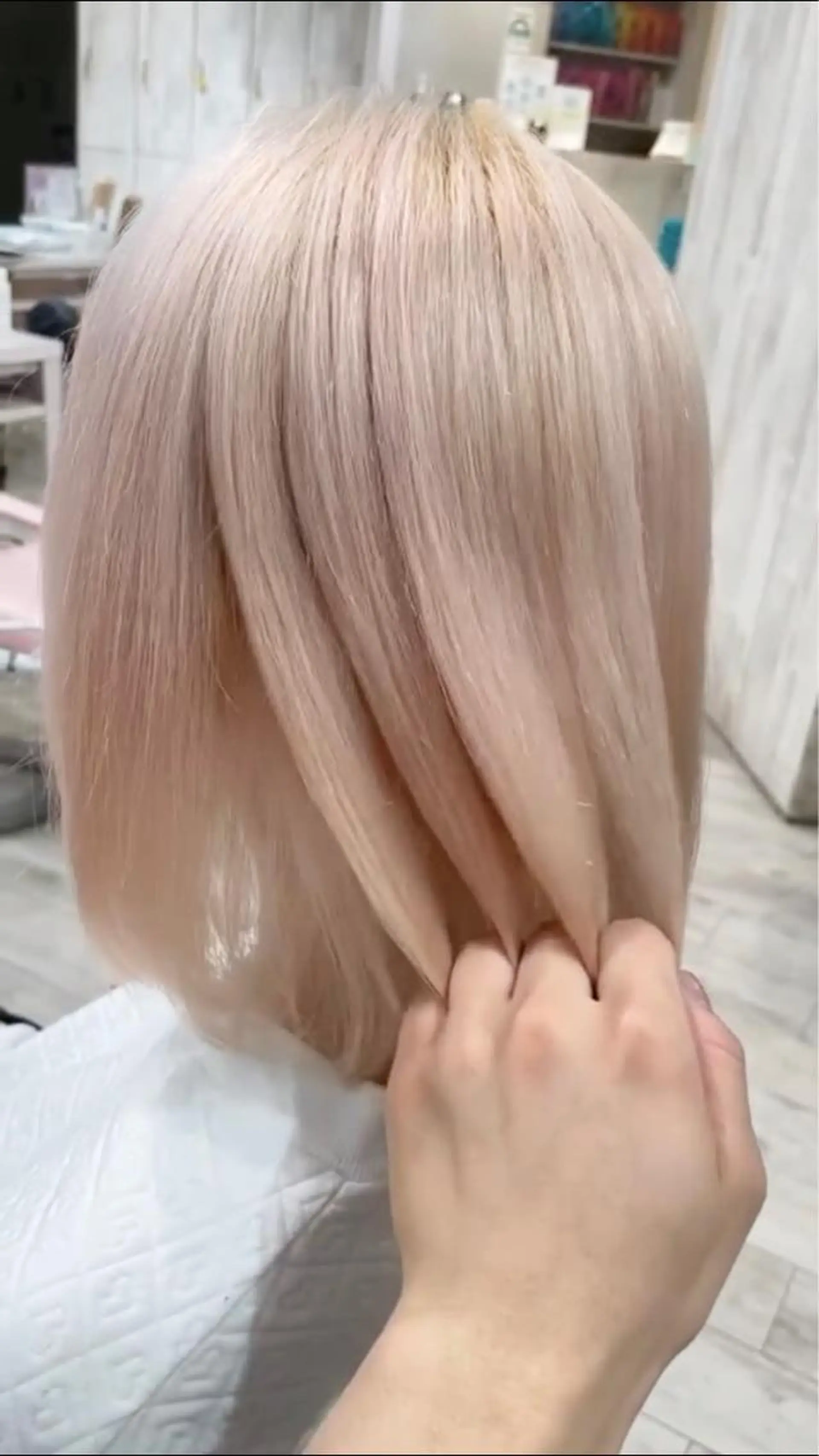 セミロング カラー 高島大登/顔周り /レイヤーカットのヘアスタイル