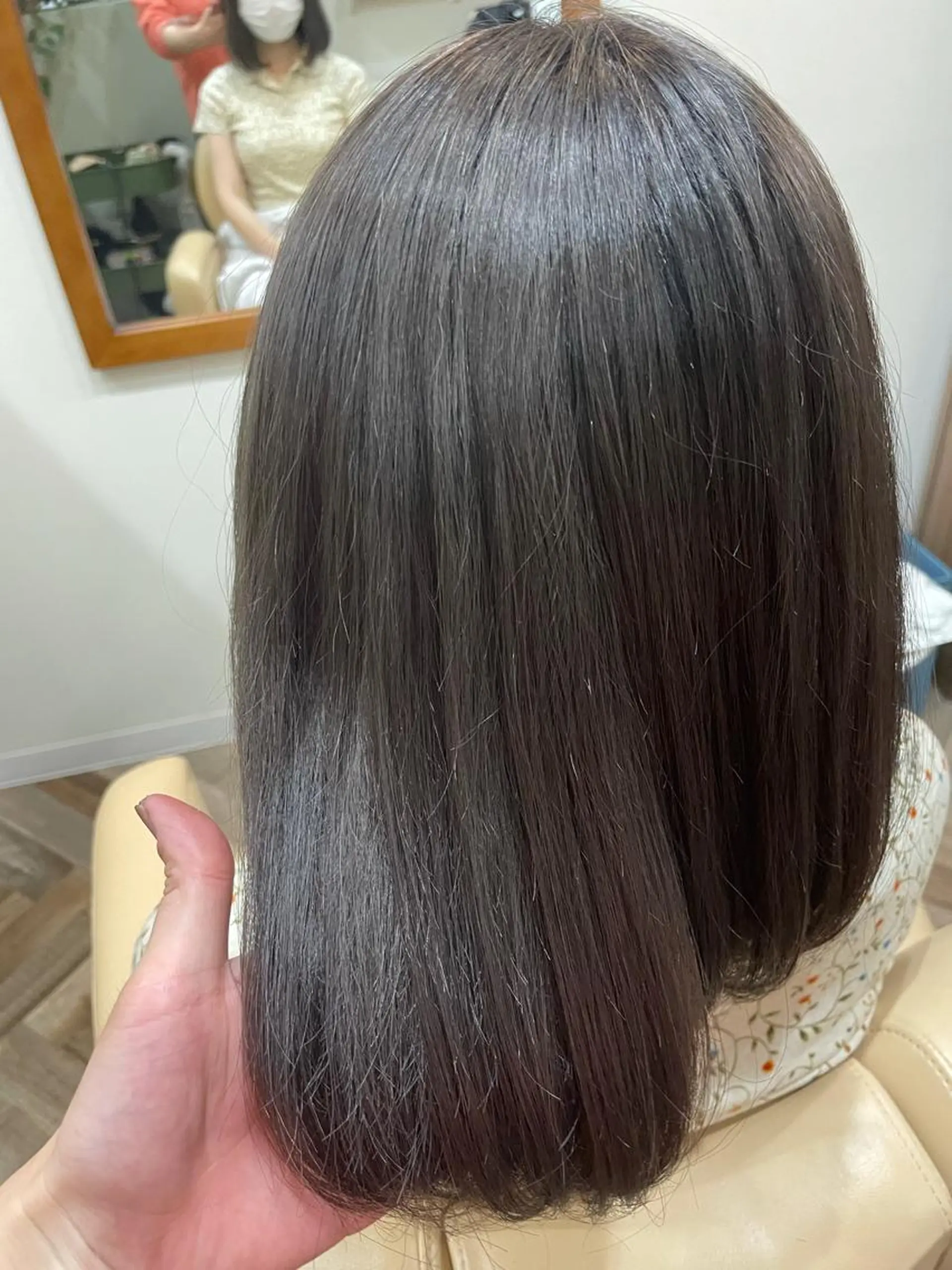 カラー ブリーチ hair studio PEACE所属・寺本 早希のヘアスタイル