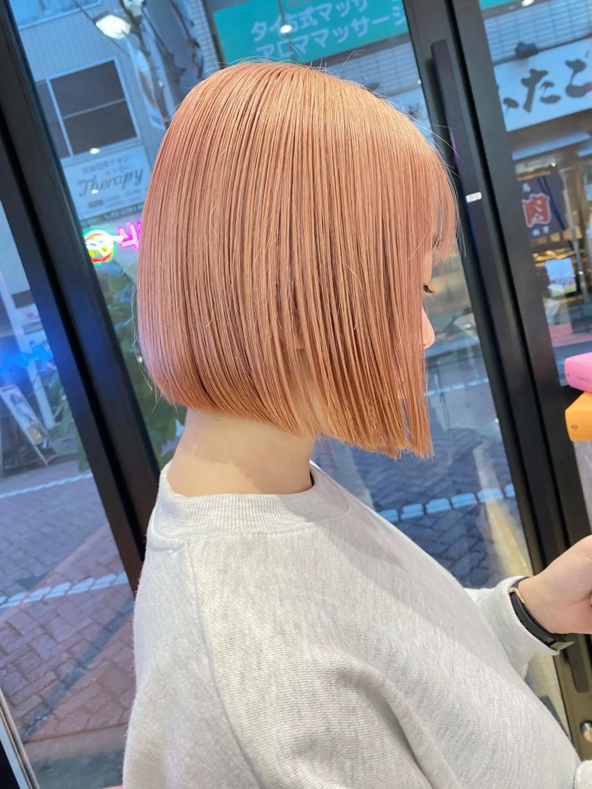 ショート カラー カット ヘアカラー トリートメント 顔周り/ブリーチなし /縮毛矯正🫧伊勢のヘアスタイル