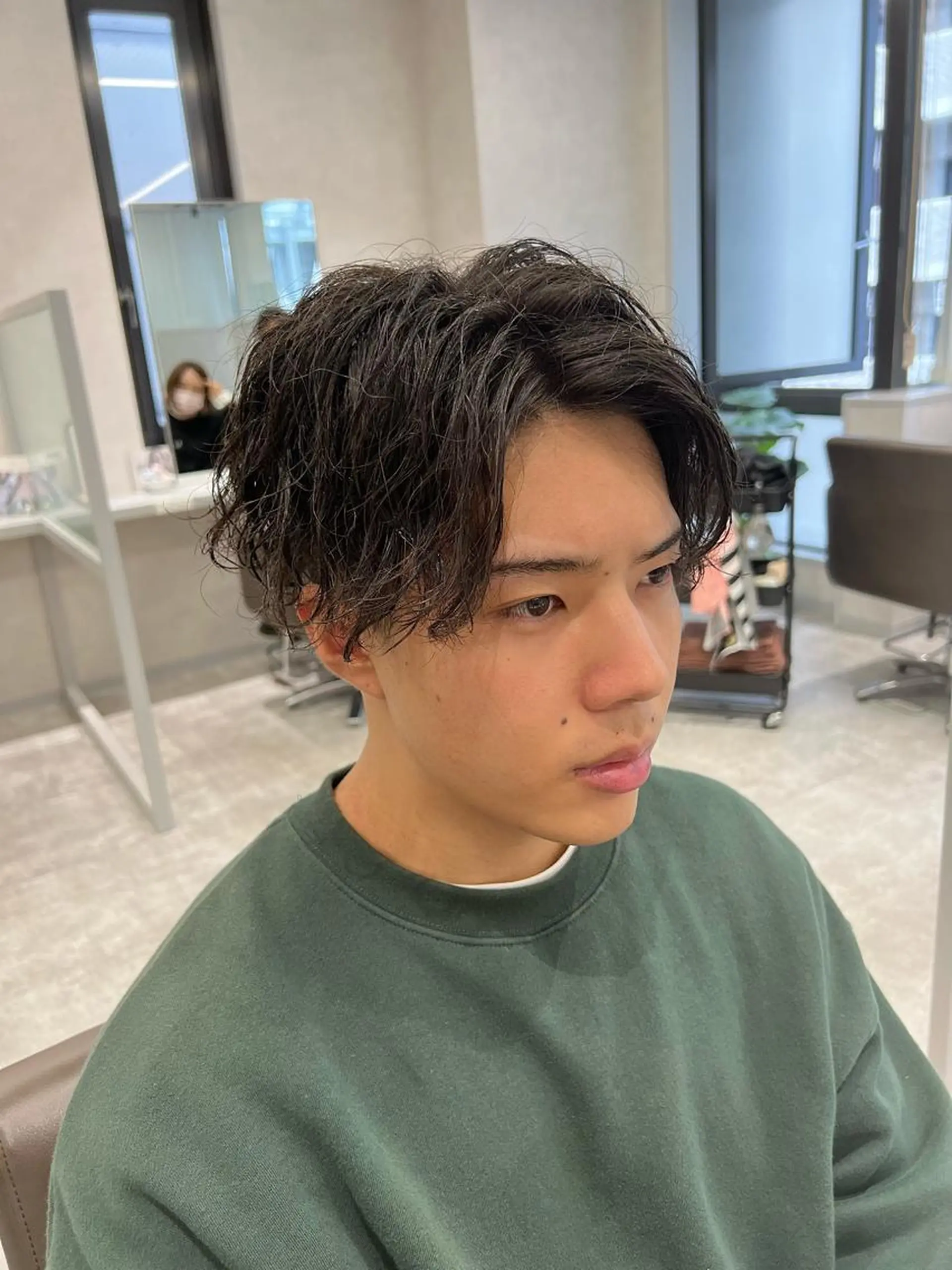 ショート カラー パーマ メンズ 関西センターパート メンズモデル募集のヘアスタイル