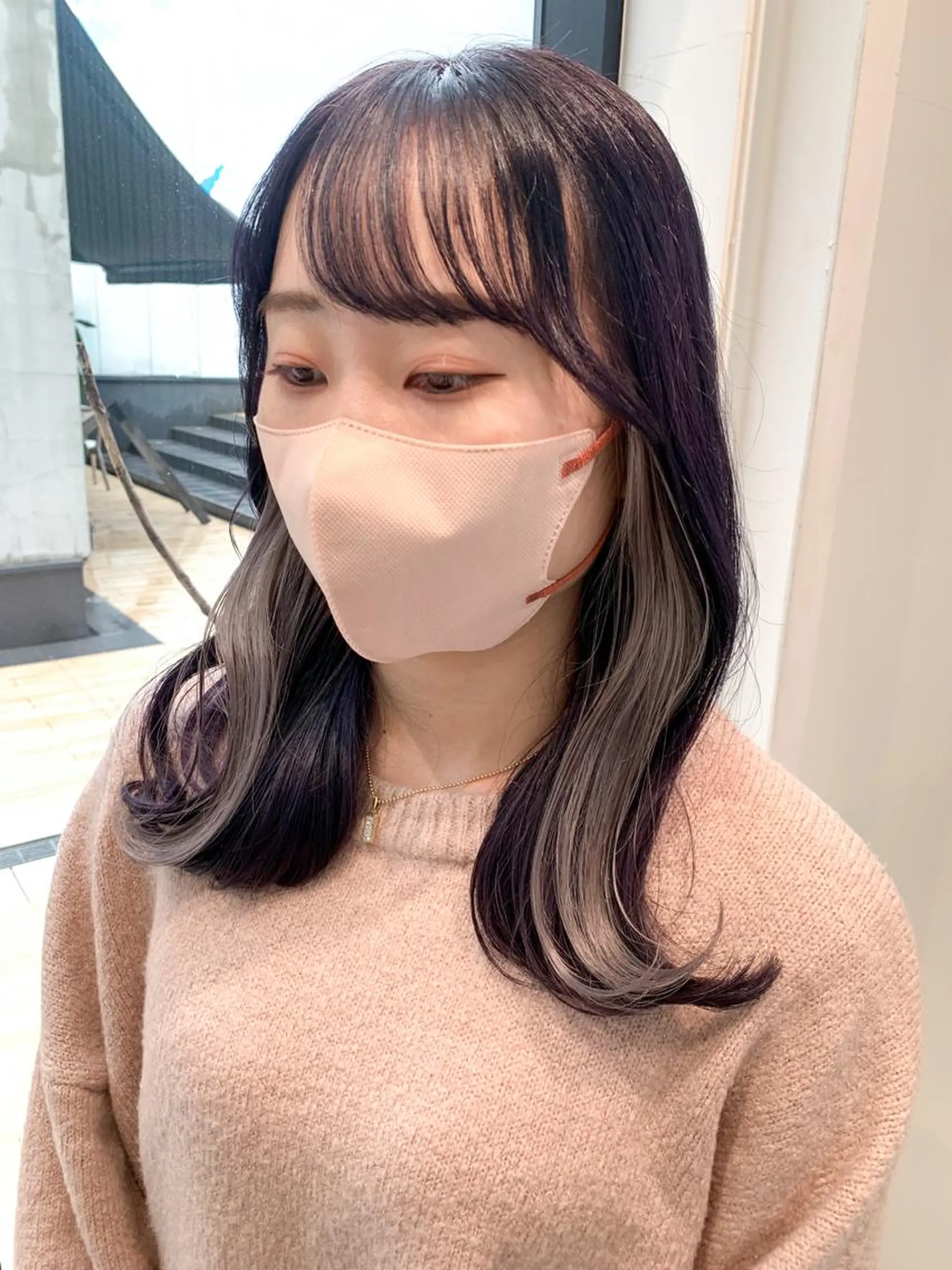 ミディアム カラー ヘアアレンジ ブリーチ ヘアカラー トリートメント yuka .のヘアスタイル