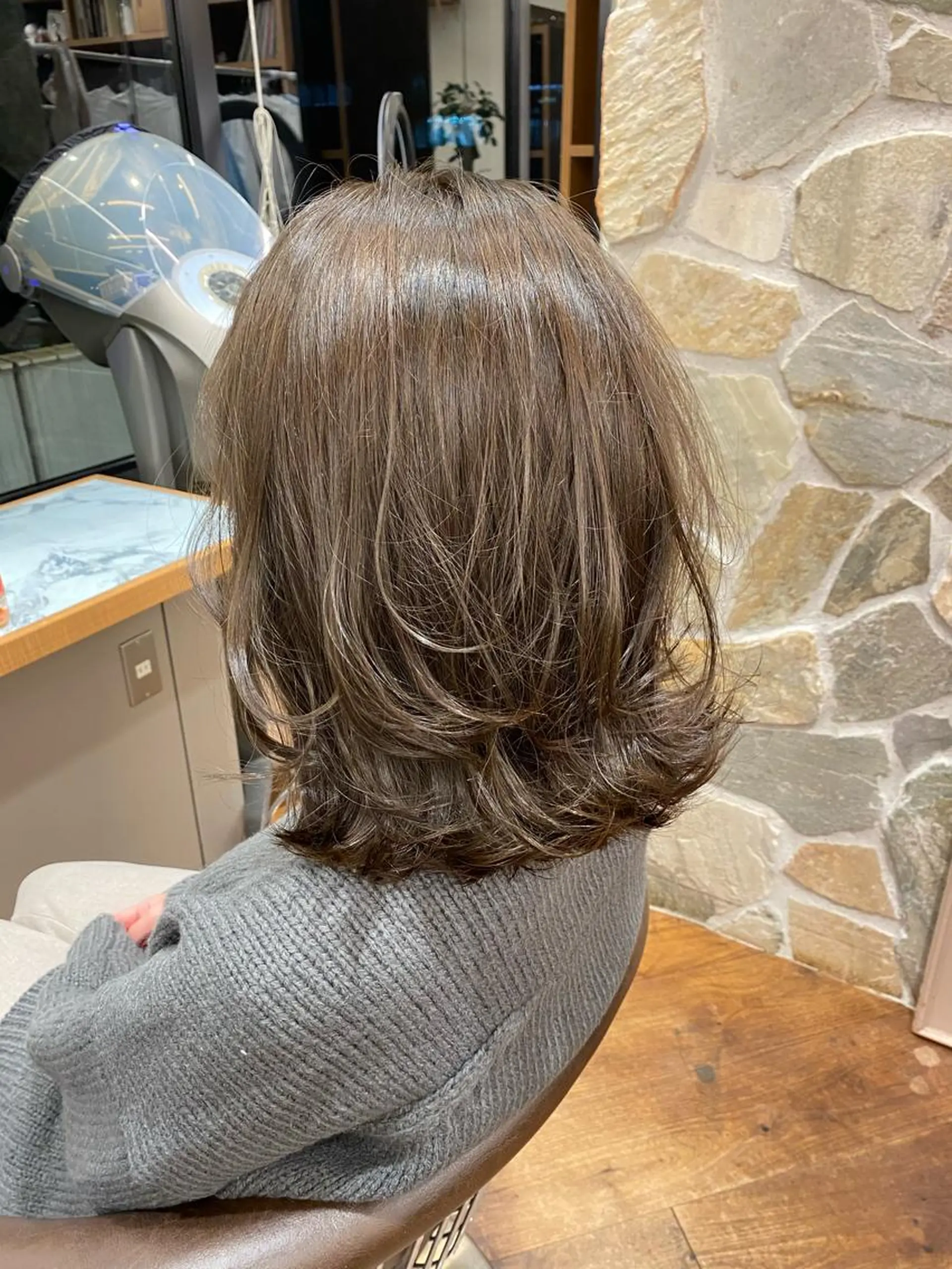 ミディアム ハイライト レイヤー/グレージュ メンズパーマのヘアスタイル