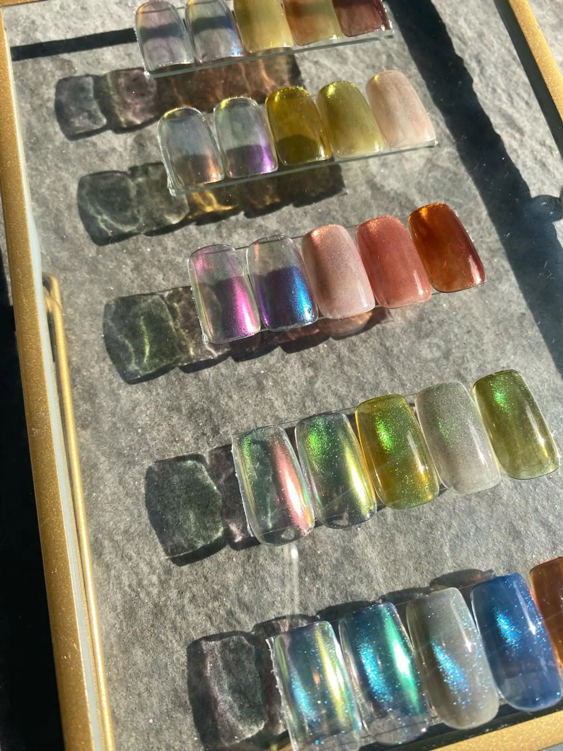 ネイル ジェルネイル マグネットネイル ミラーネイル ニュアンスネイル ハンドネイル Nroom.所属・Nroom. /はるのネイルデザイン