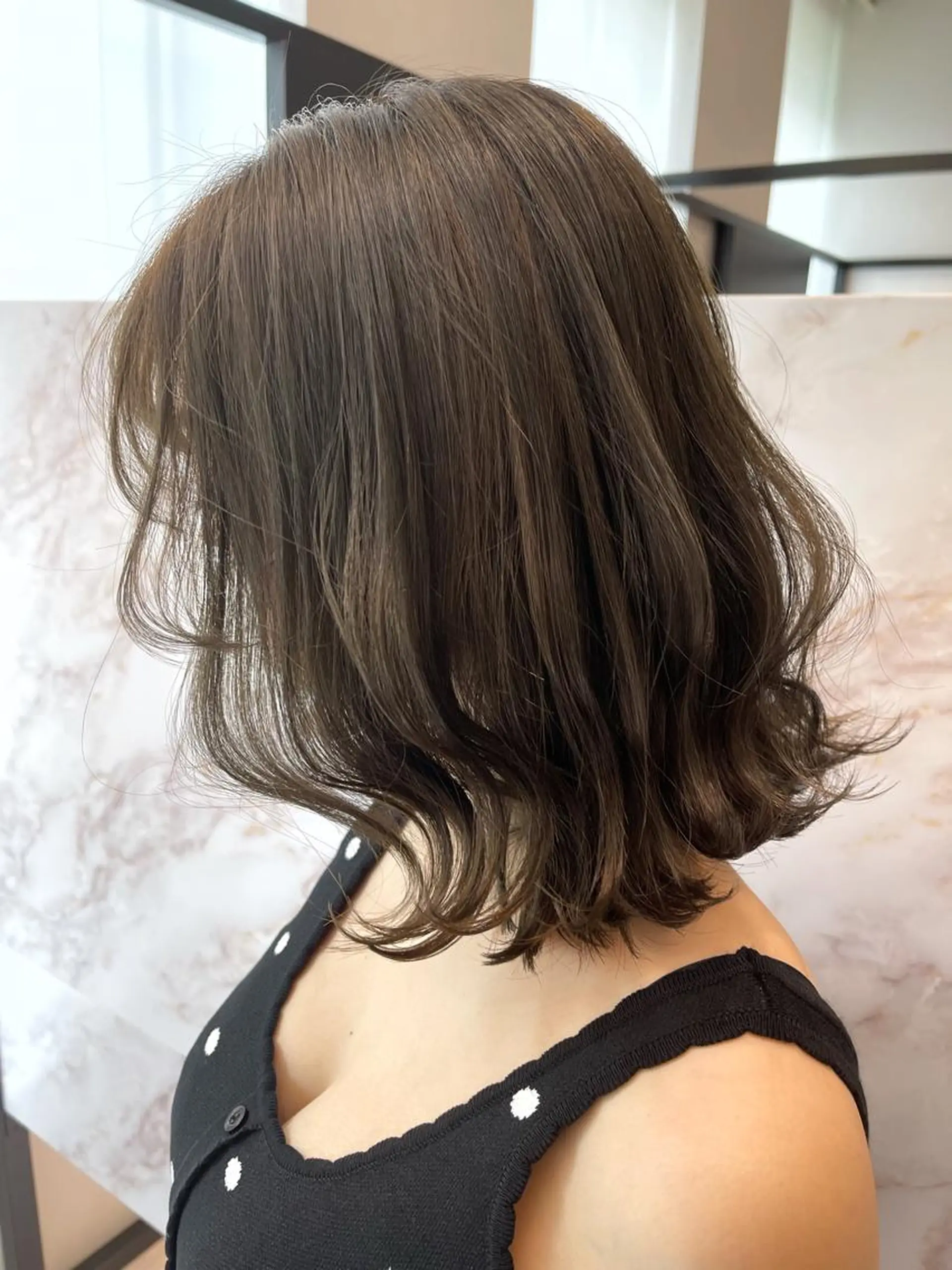 ミディアム カラー ボブ 韓国風ヘア biscohair 髪にドラマを。のヘアスタイル