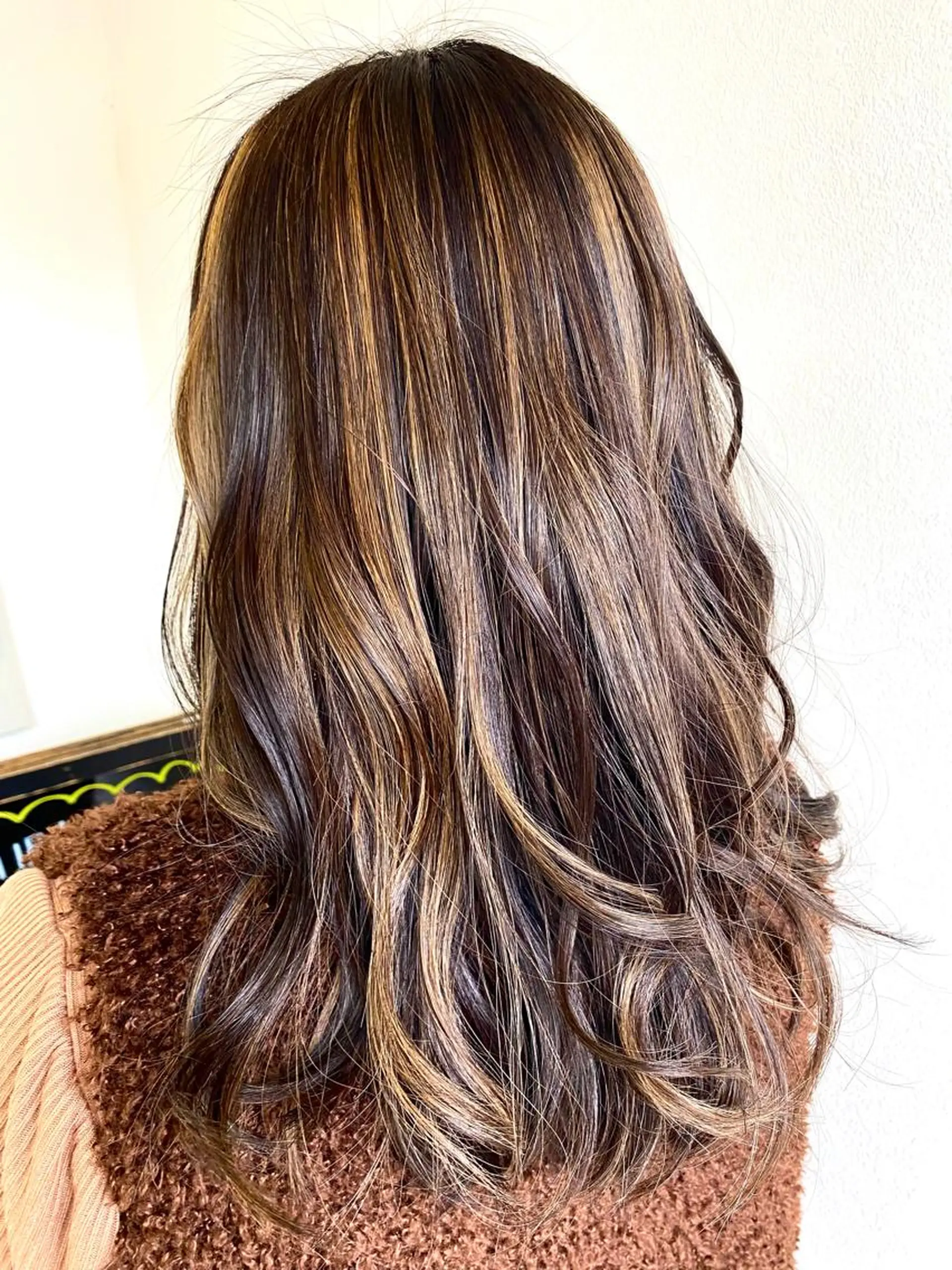 カラー ハイライトカラー ヘアカラー ACCUEILLIR 🦍溝口廉🦍のヘアスタイル