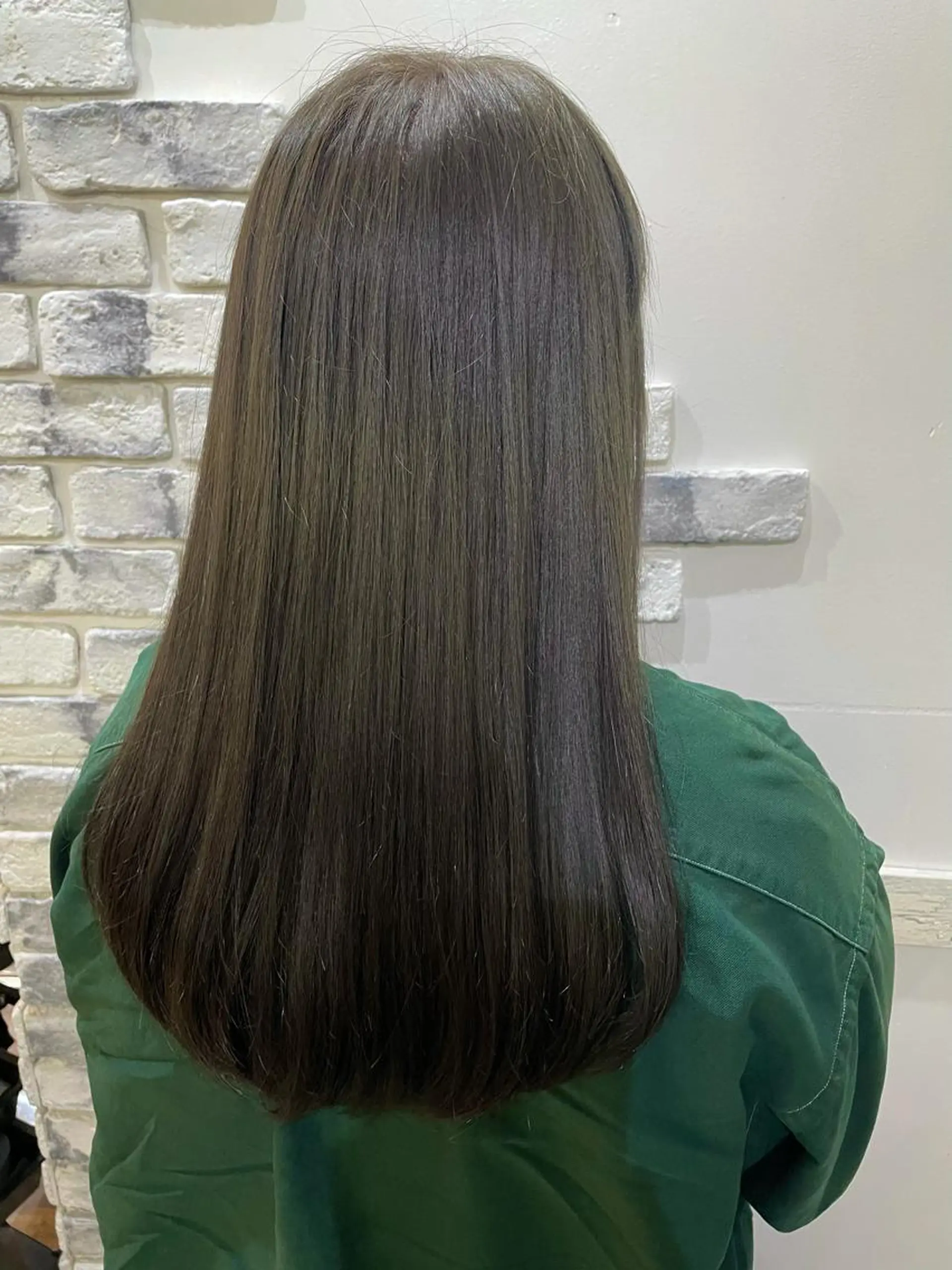 カラー グレージュ イルミナカラー ヘアカラー トリートメント 後藤 陽花子のヘアスタイル