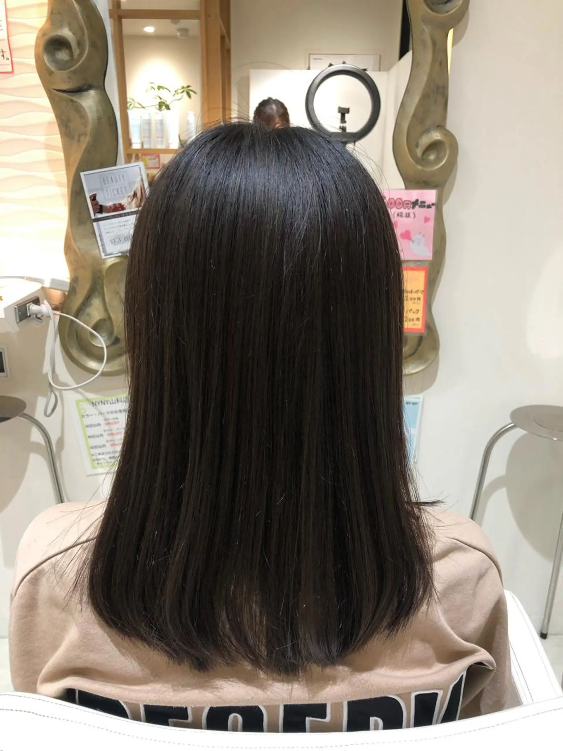 セミロング ヘアケアは お任せ✨✨中田早紀のヘアスタイル